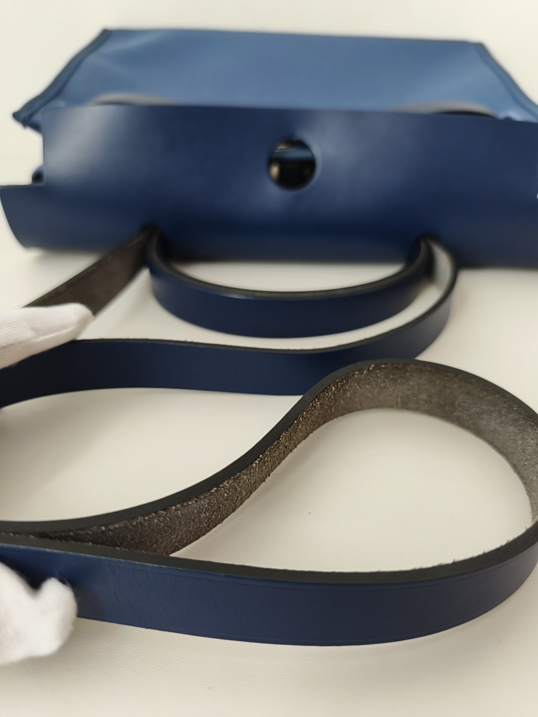 【預訂貨品】Hermes  herbag 31藍色 C刻