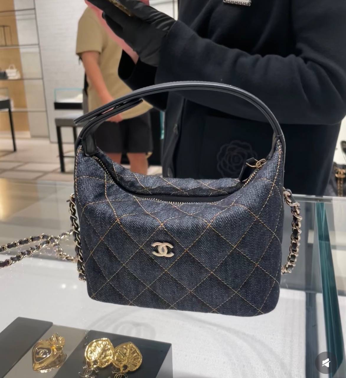 Chanel 26P新款 牛仔飯盒包🩵