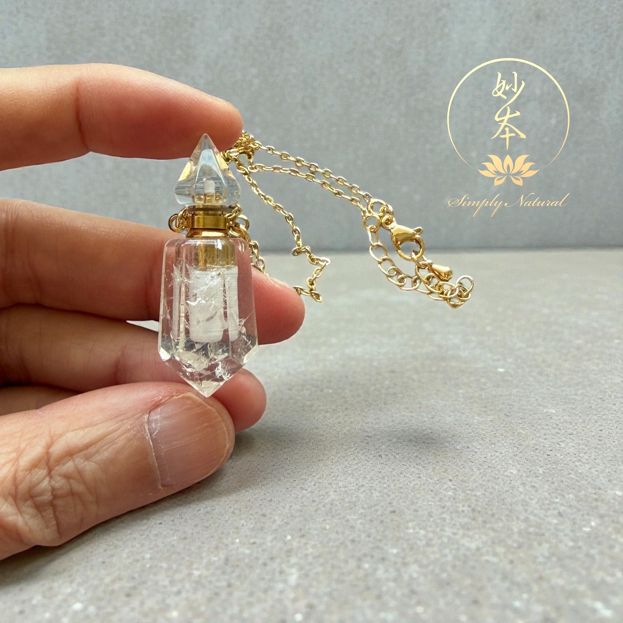 天然白水晶吊咀（內有：海南沉香精油試用）