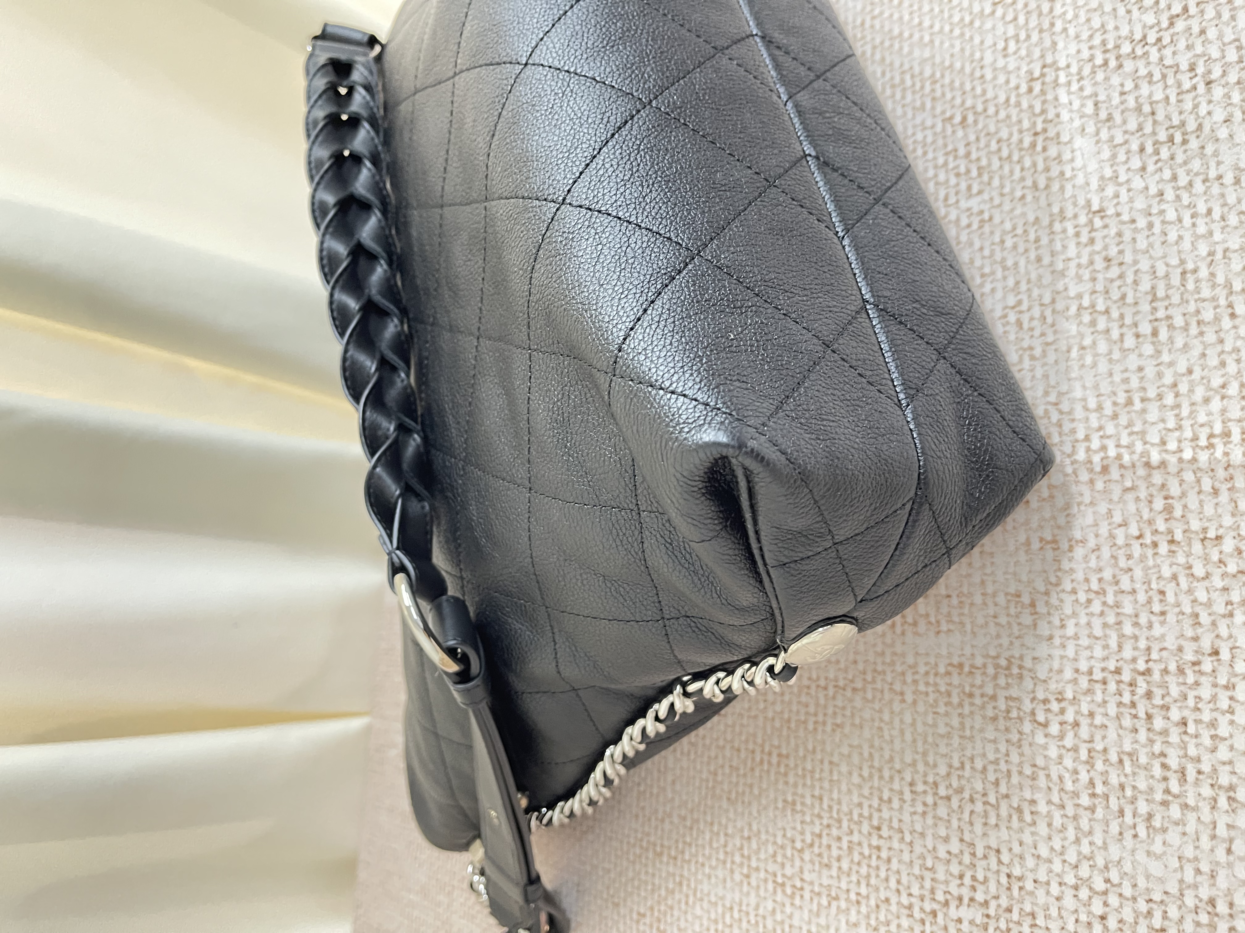 Pre-owned Chanel Hobo Bag/ Product Code: 26032009