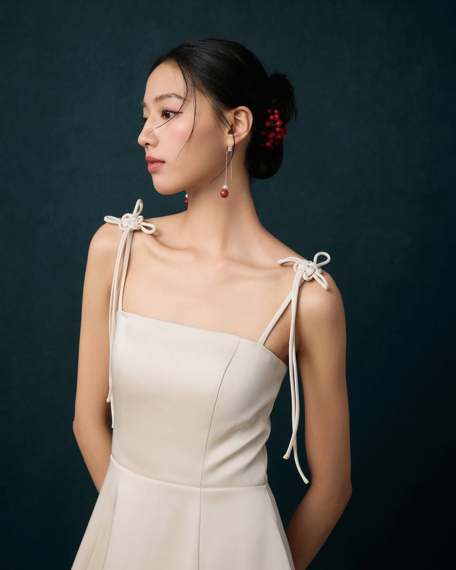 精致中国结吊带连身裙 D0100