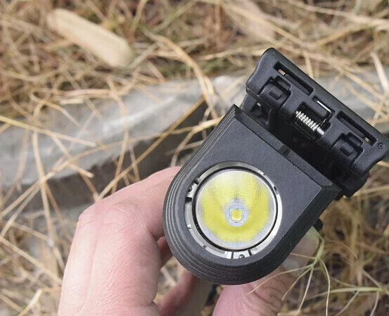 Nextorch V51 360度可旋轉電筒快拔套