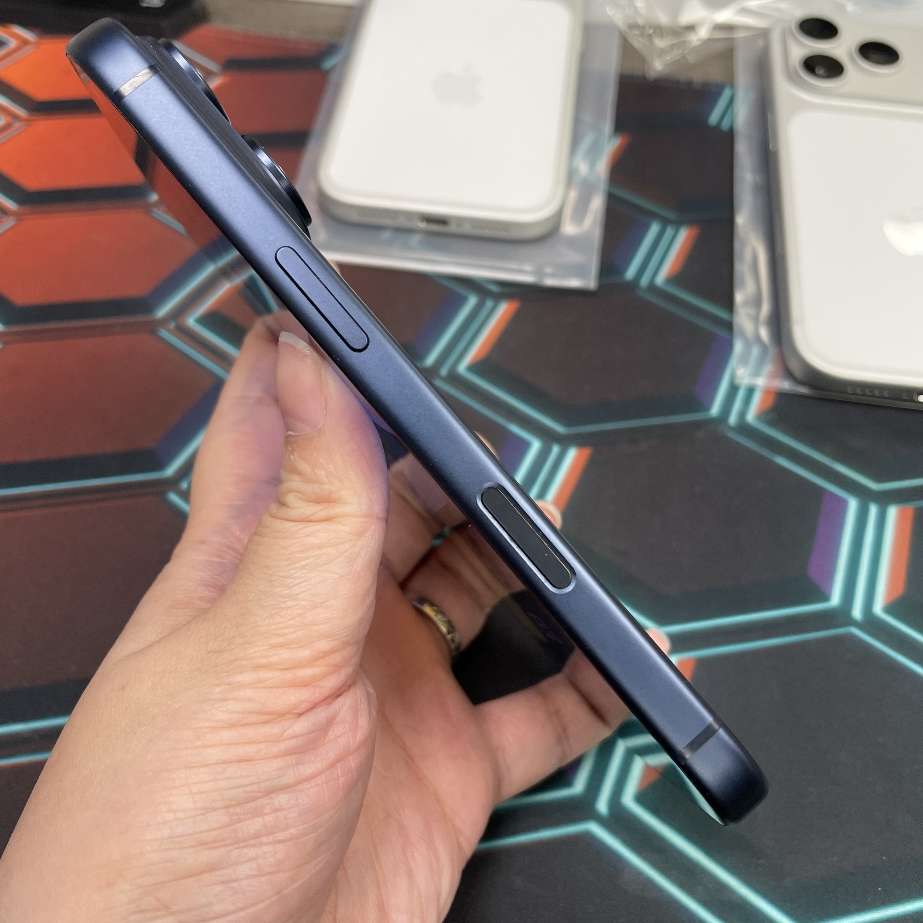 *8213 17 pro 勁靚機 512GB 電92 藍色 blue