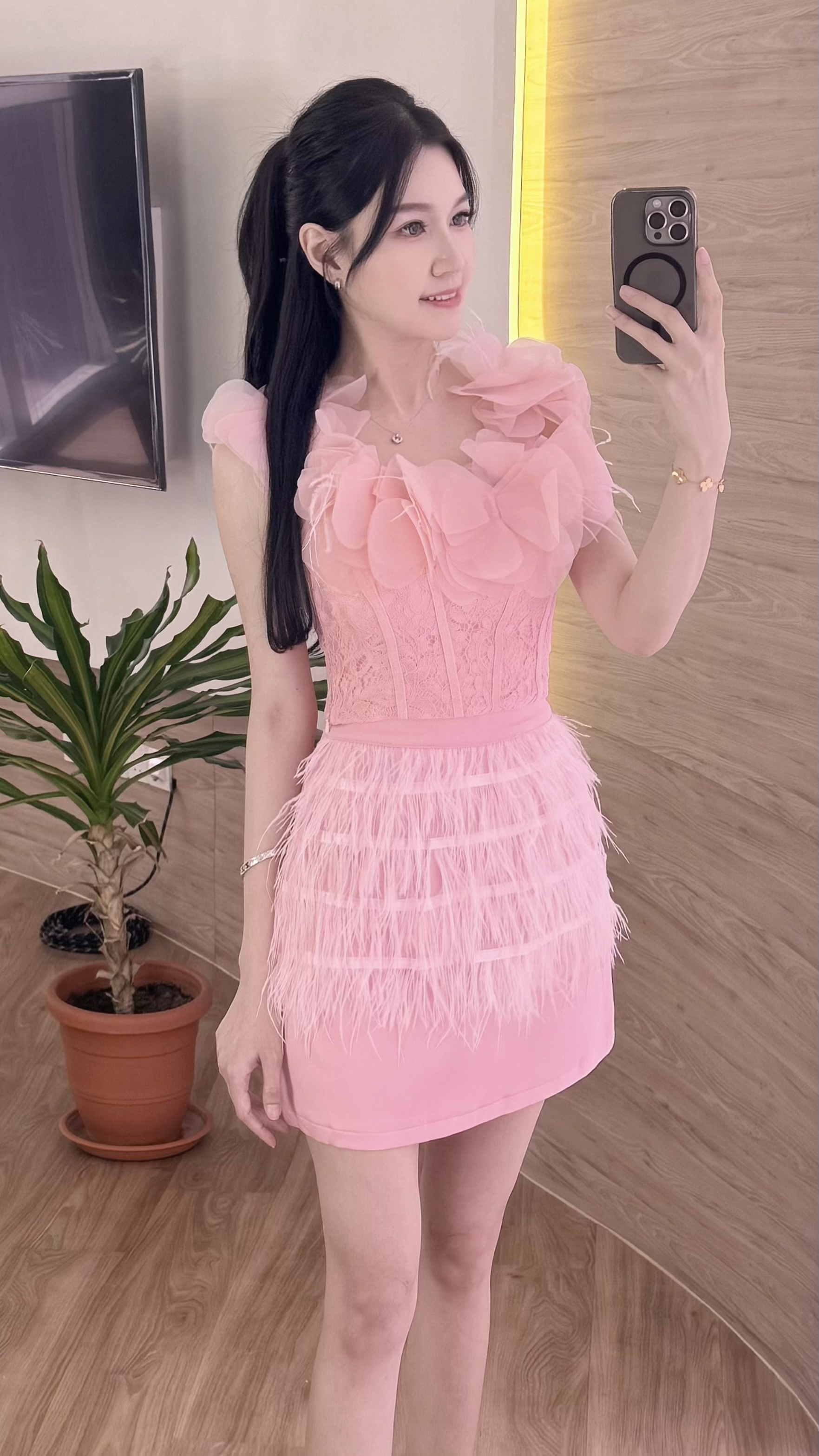 Exclusive-Lindsey Set Wear