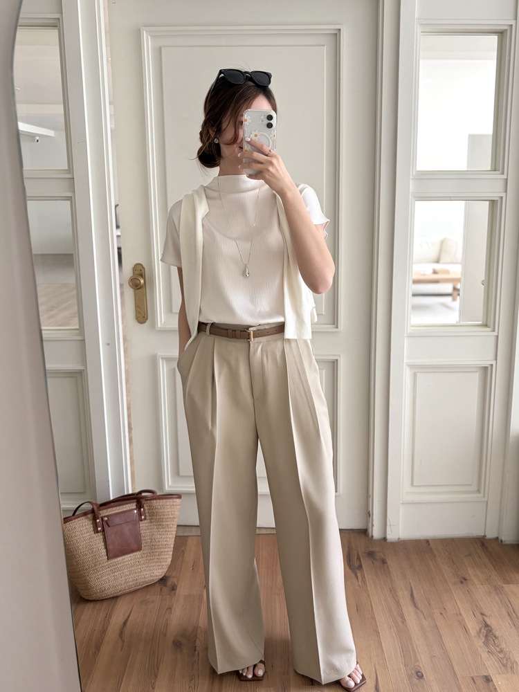 Claudette Silky Pleated Top (Ivory)