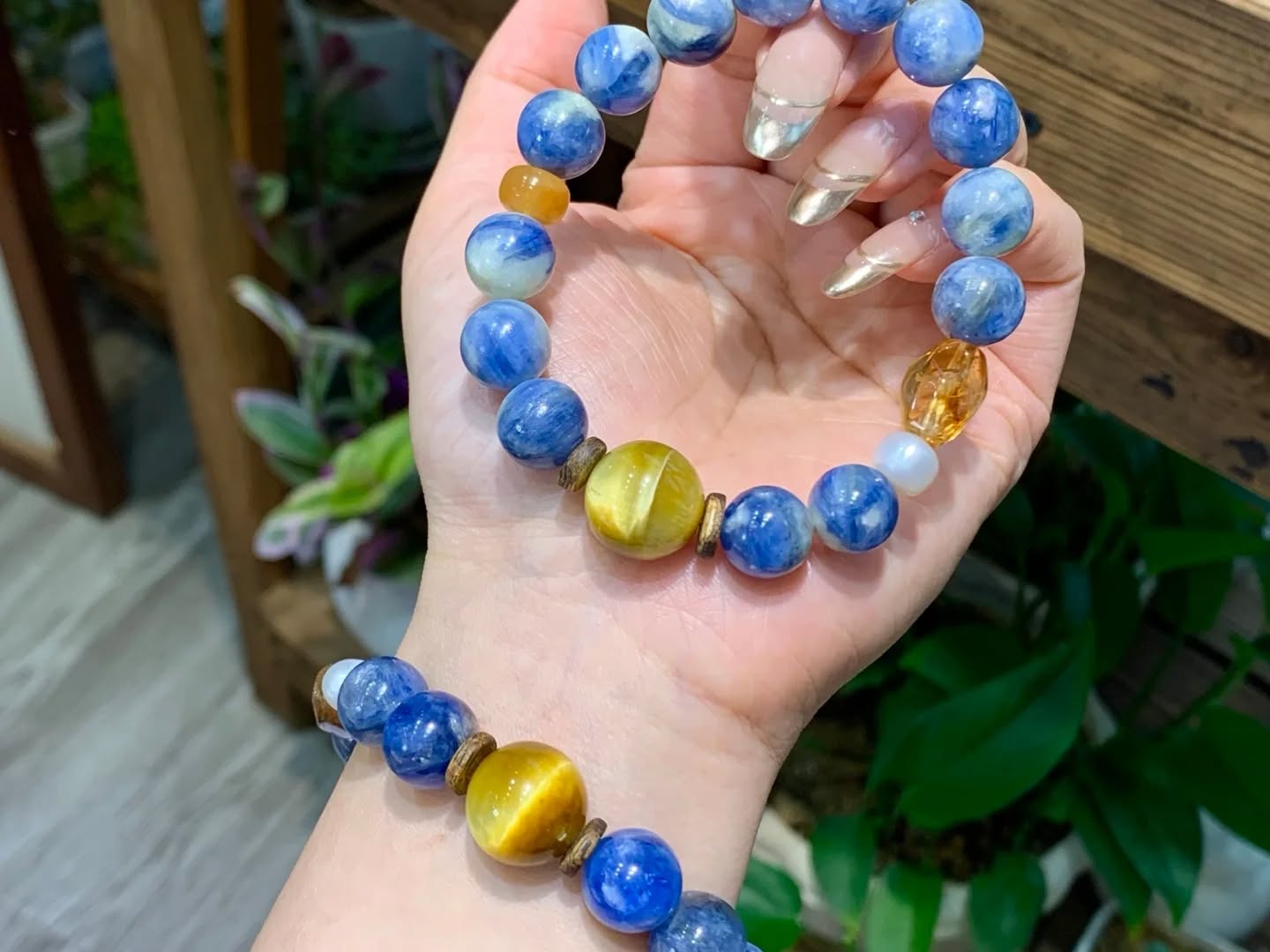 天然藍晶手鍊，尺寸：11mm