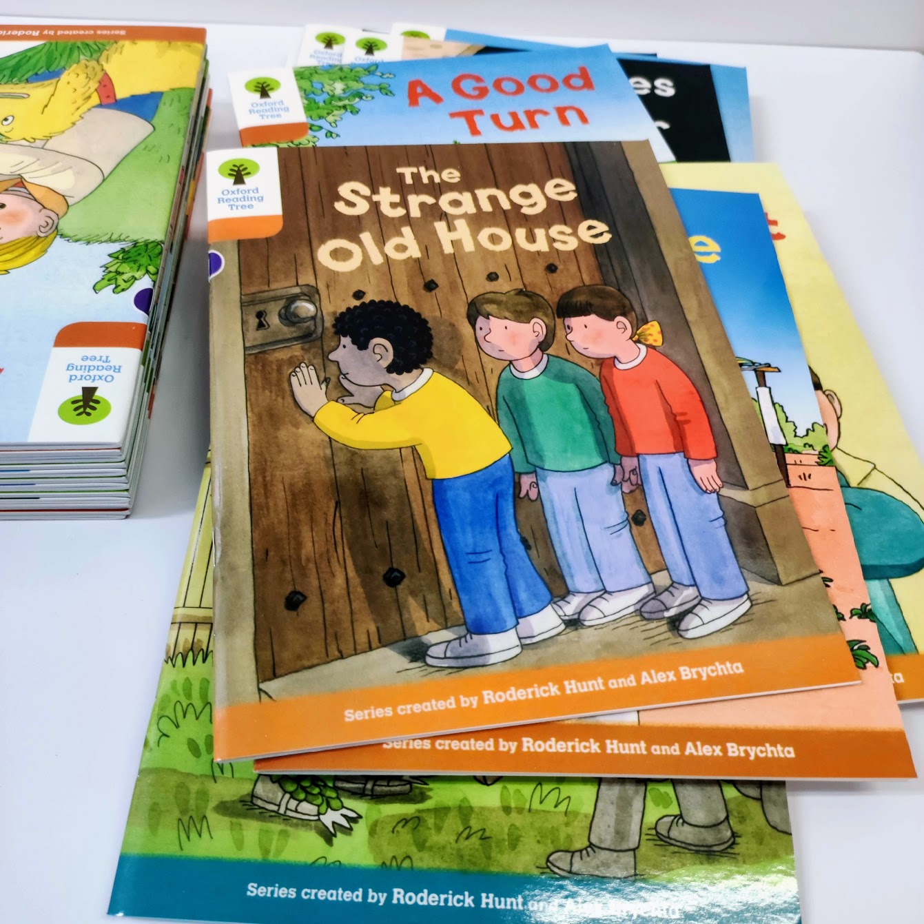 Oxford Reading Tree School version | 牛津樹學校版|最高質|英語分級閱讀 |支持小達人筆點讀