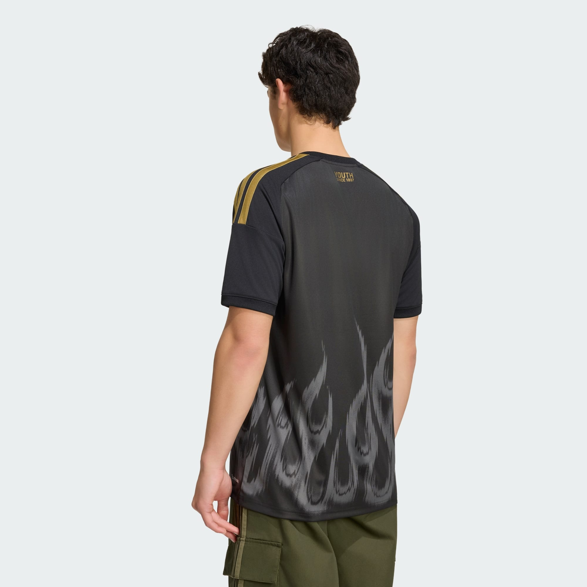 Adidas Juventus 祖雲達斯 2026-27 三客球迷版球衣  (可加印字章) KC2297