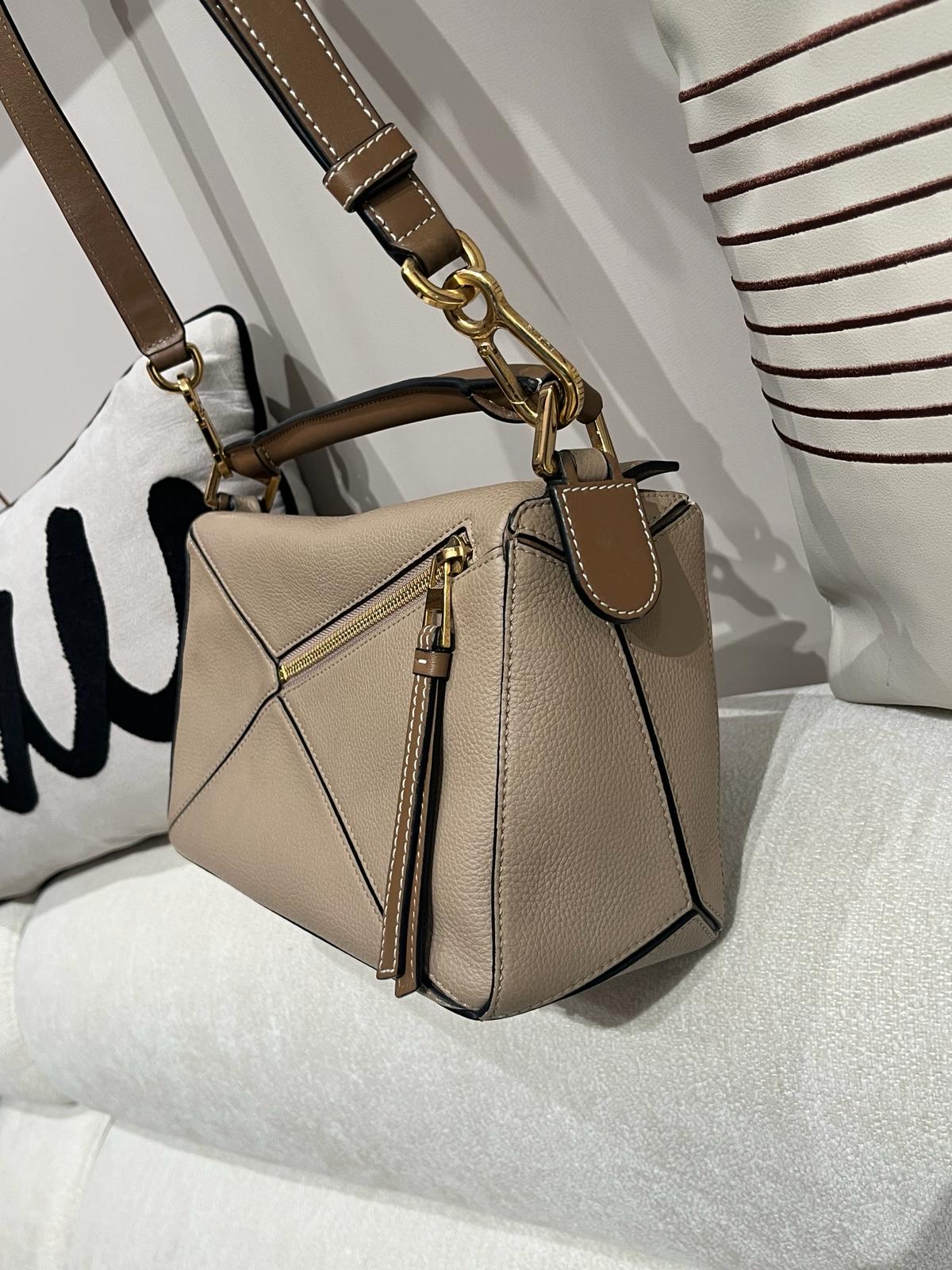 Loewe Puzzle Small Sand 100%Authentic, 98%New ✅Dust bag