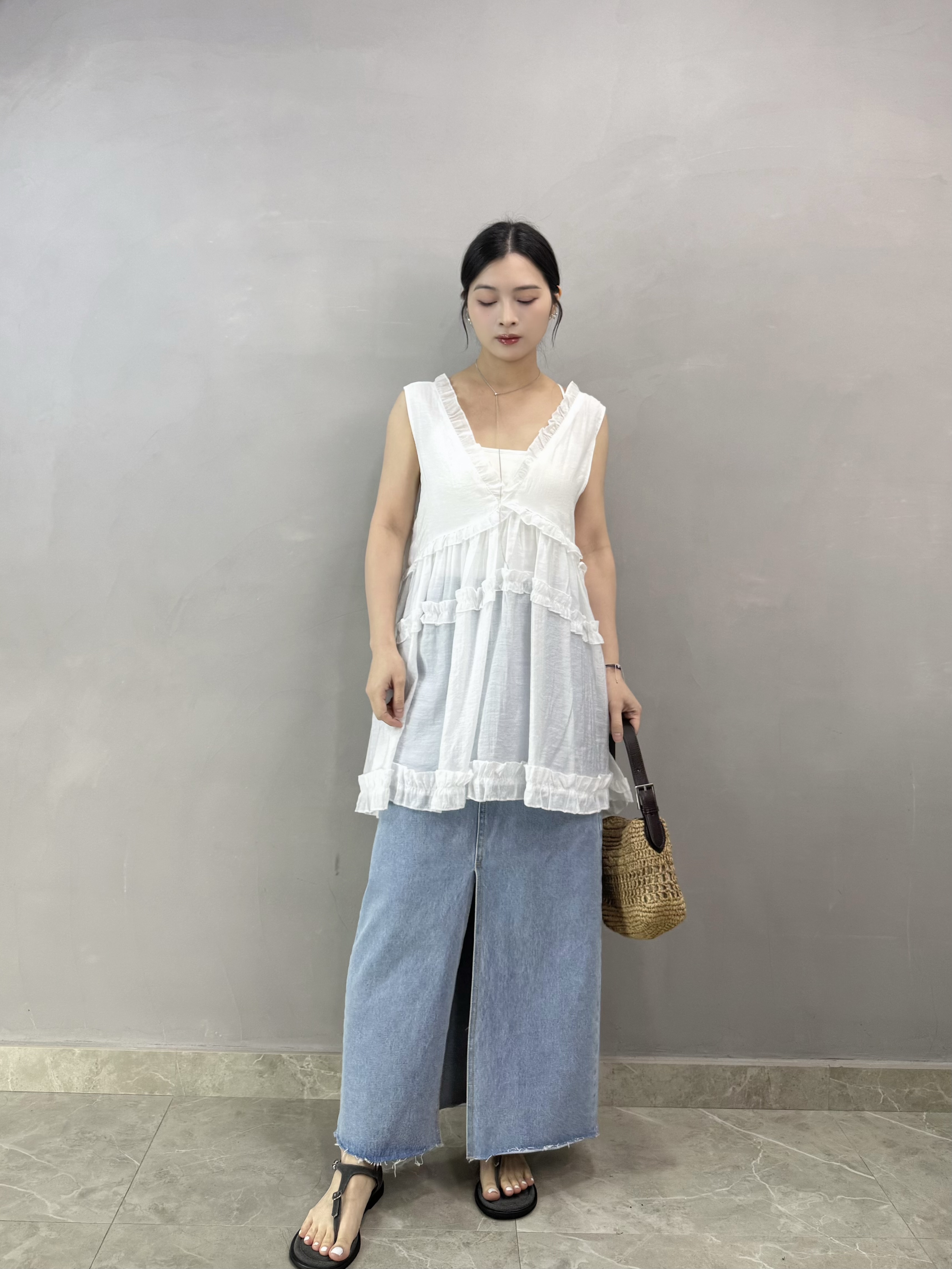 R67 V領ruffle 背心Ops