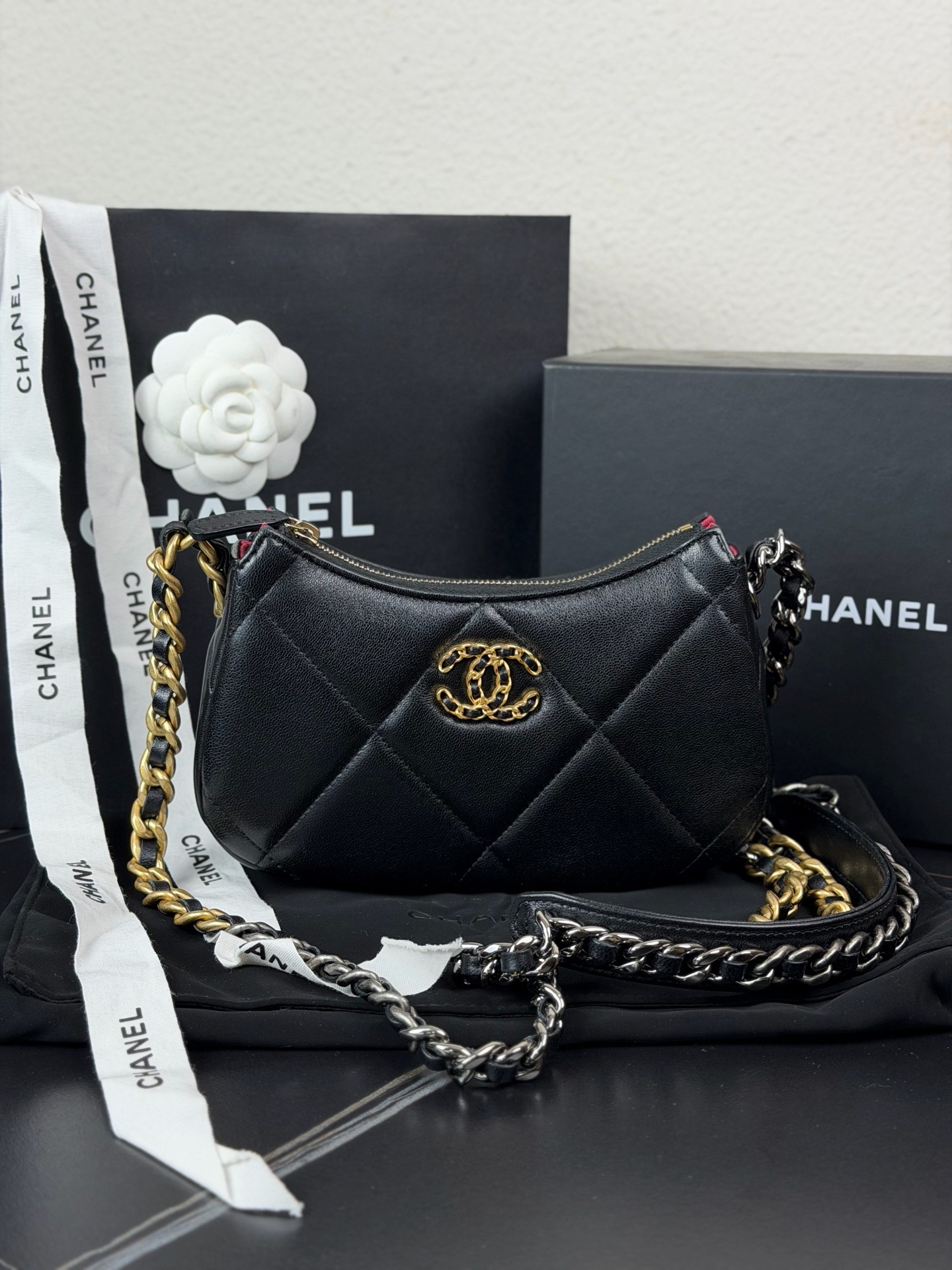 【預訂貨品】Chanel 黑金 hobo