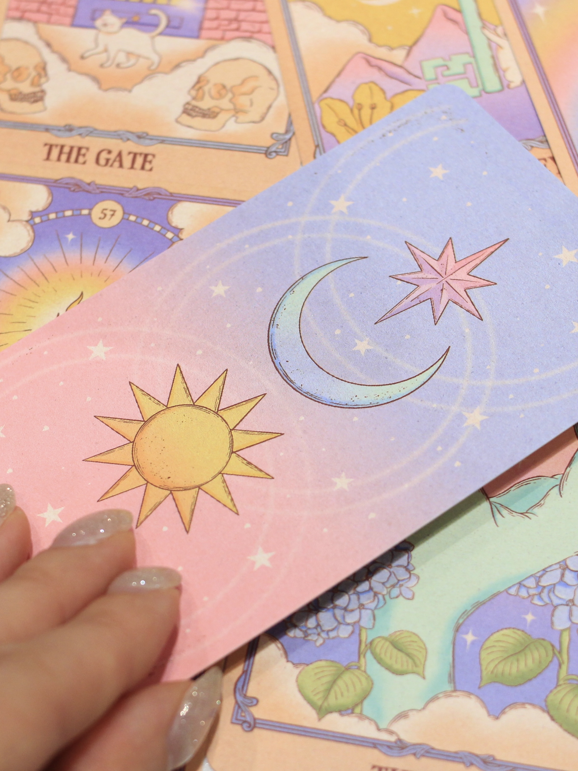 Alchemy of the Spirit: An Oracle Deck to Guide Your Journey Into the Self 靈魂的鍊金術