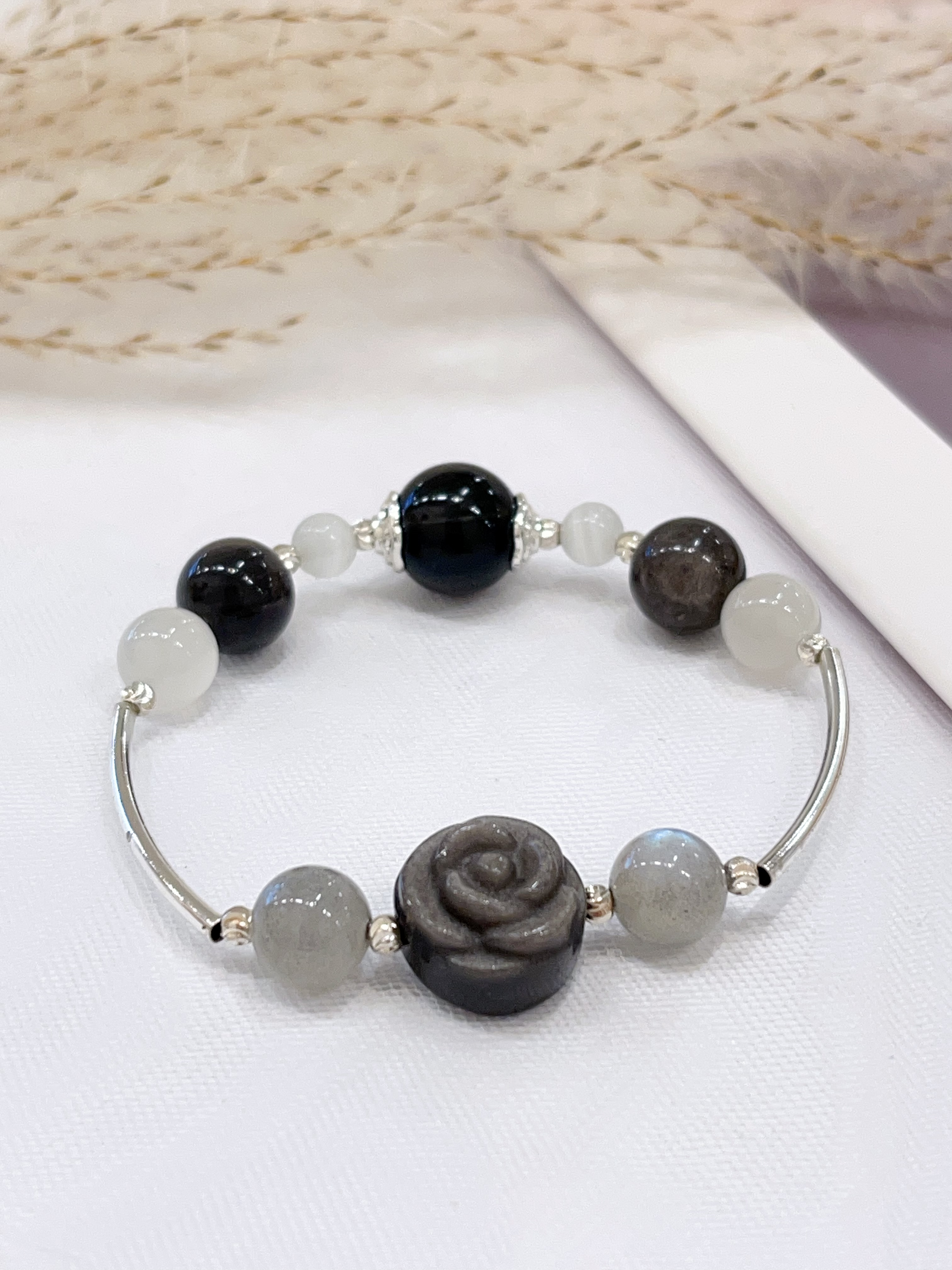🌹 银耀石玫瑰 × 月光石手串  Silver Sheen Obsidian Rose & Moonstone Bracelet