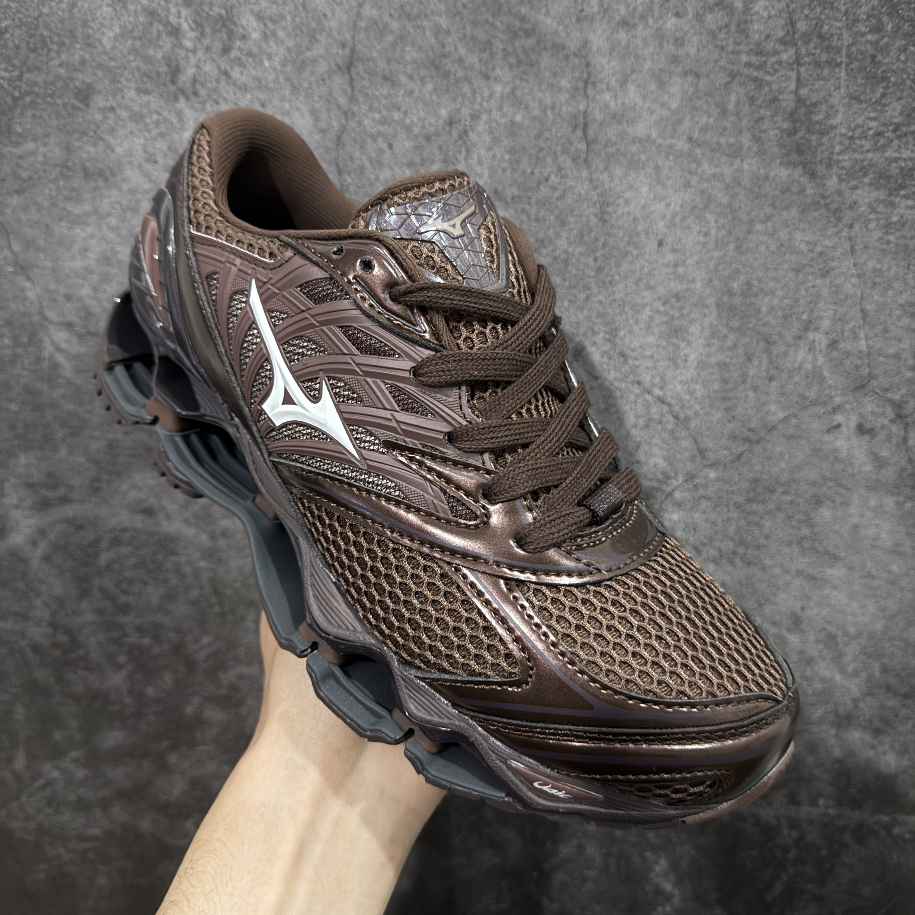 Mizuno Wave Prophecy LS
