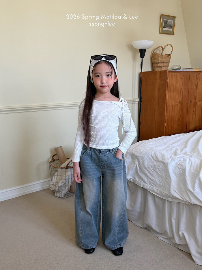 🇰🇷Matilda&Lee tee