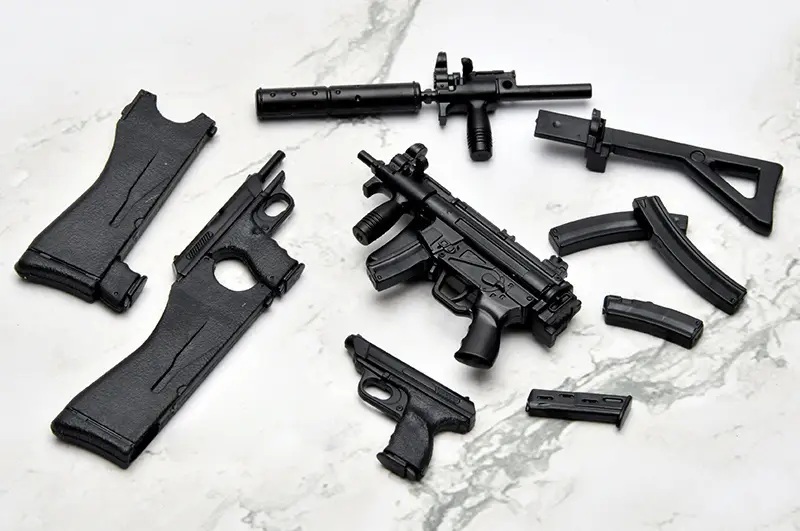 1/12 Little Armory [LA-GG03] GUNSLINGER GIRL Claes MP5 / VP70 Type