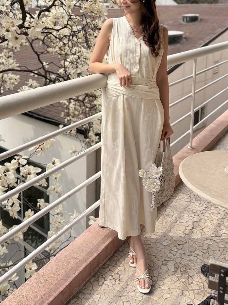 Arya Two-Way Textured Dress (Ivory)