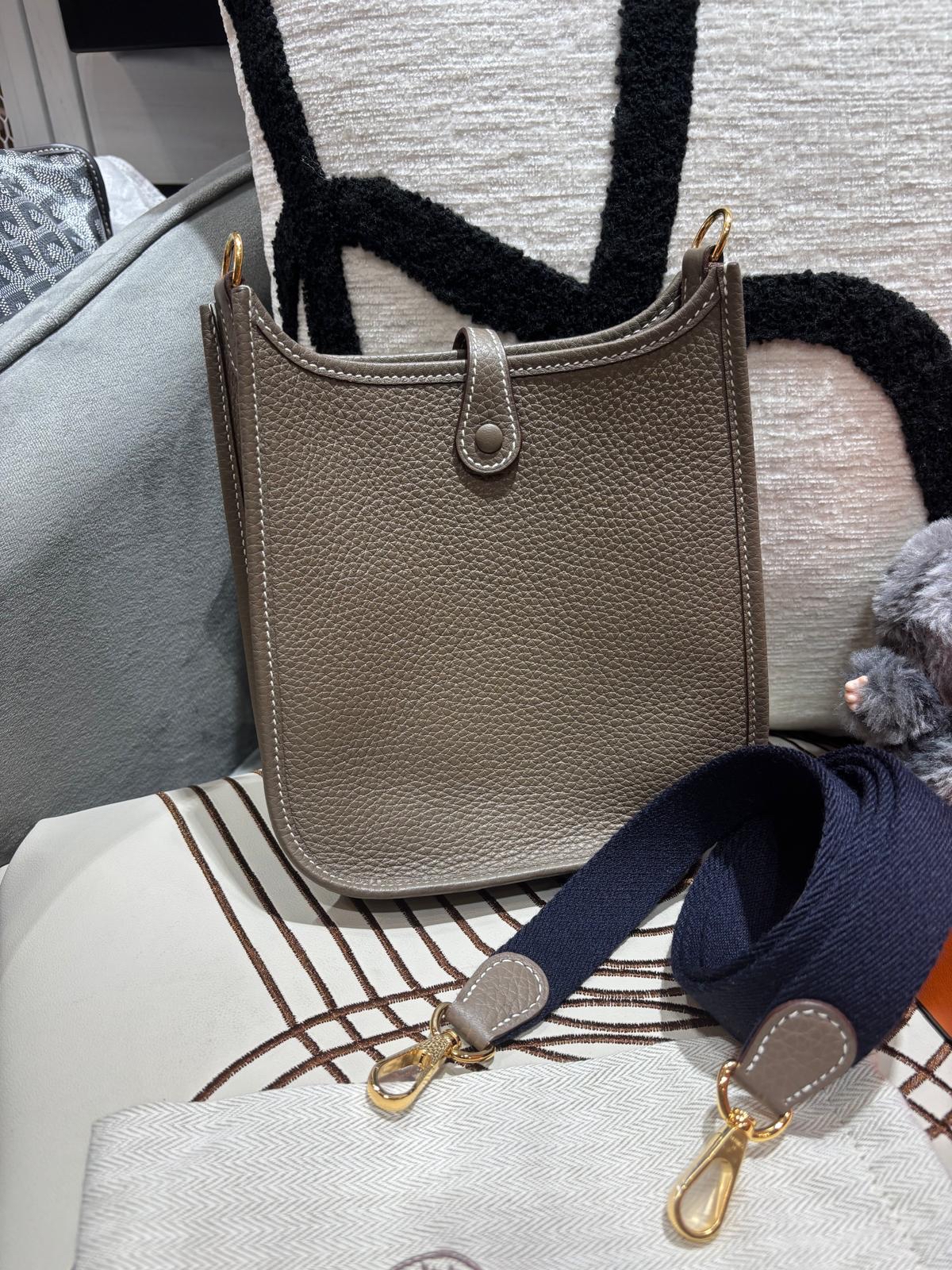 全新Hermes mini evelyne STAMP K 大象灰金扣 100%Authentic,100%new 全新✅dust bag ✅box  