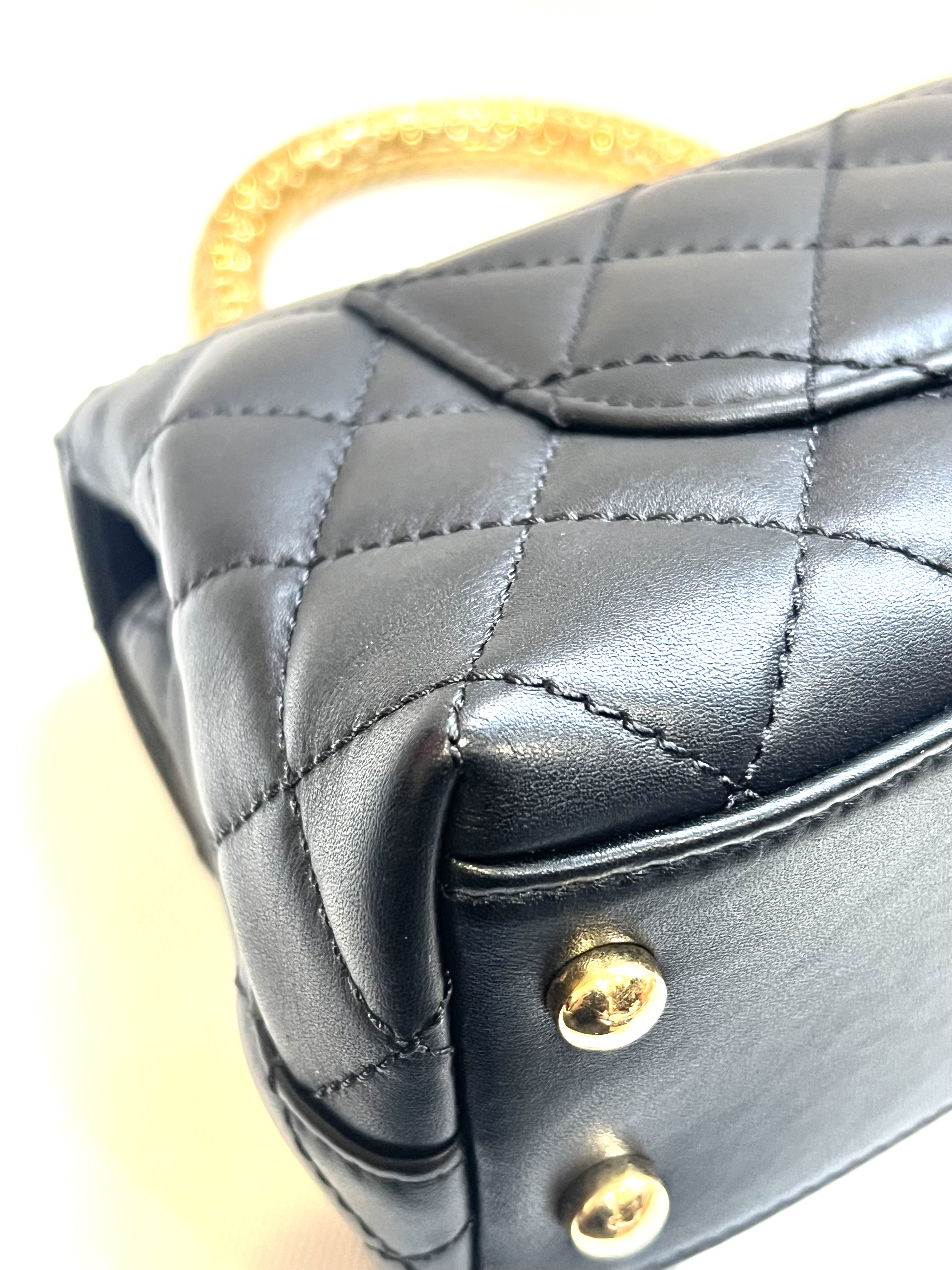 Pre-Owned Chanel  Coco Handle / Product Code: 26041651