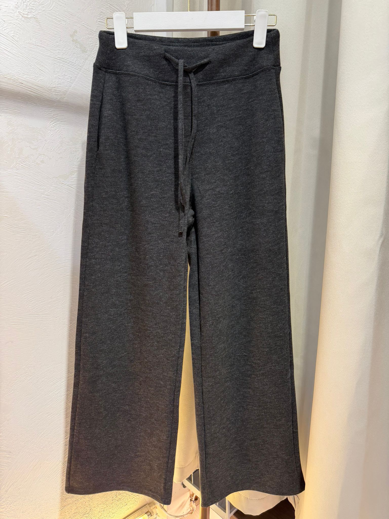 寬鬆休閒抽繩闊腿褲