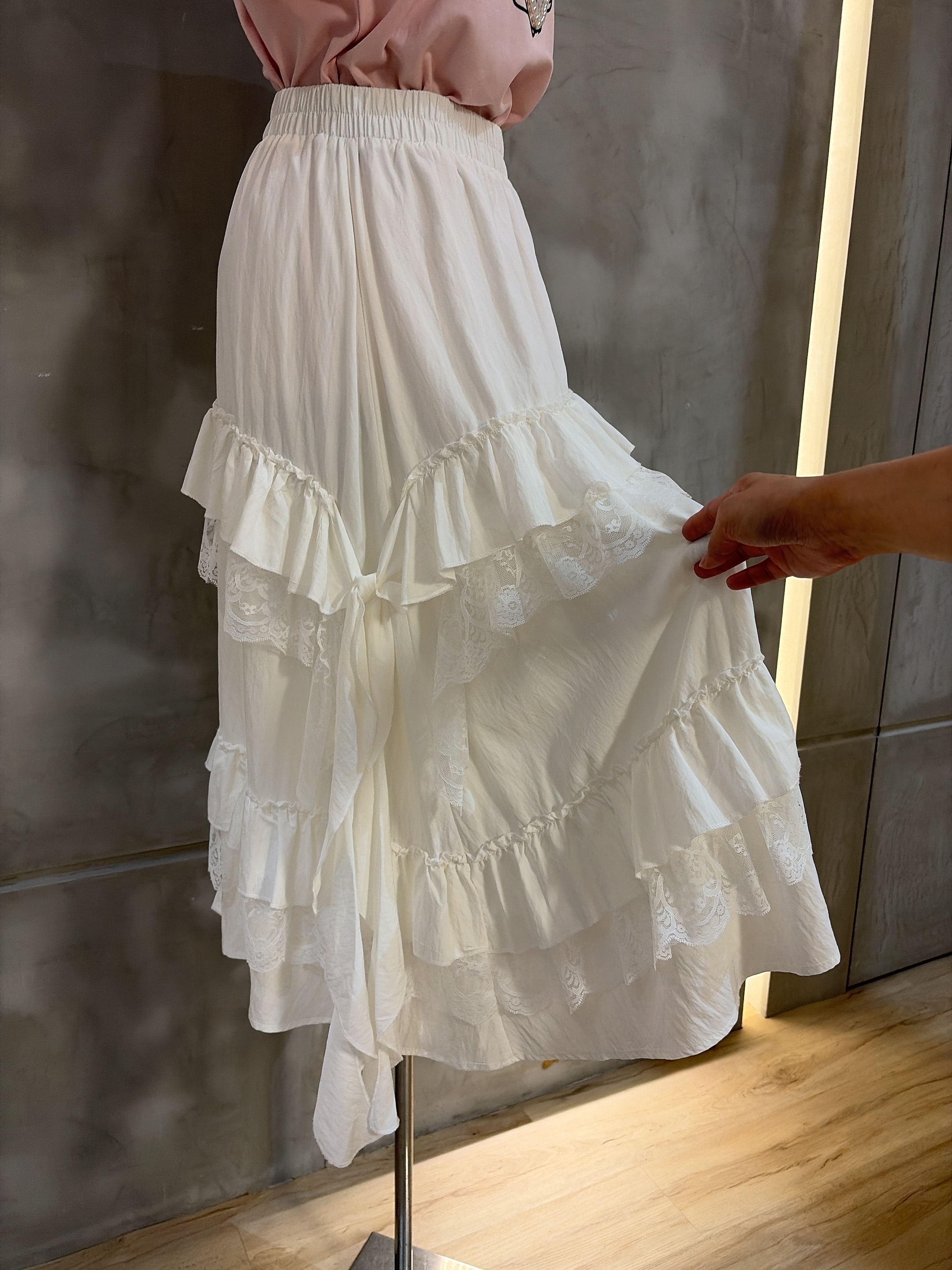 白色Ruffles skirt 