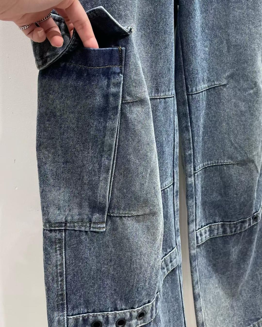 復古水洗鬆身牛仔褲 
