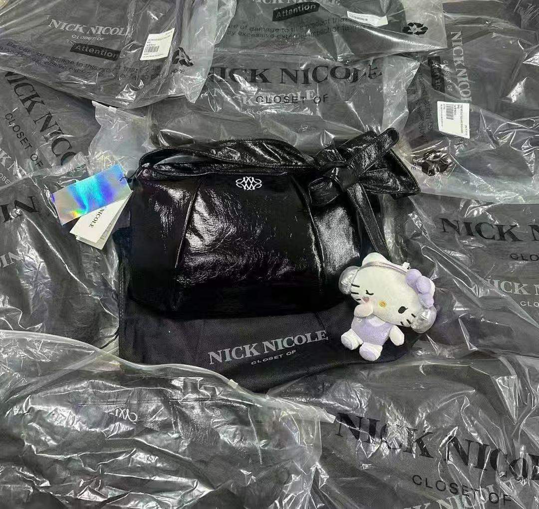 🇰🇷Nick & Nicole 斜孭單肩袋