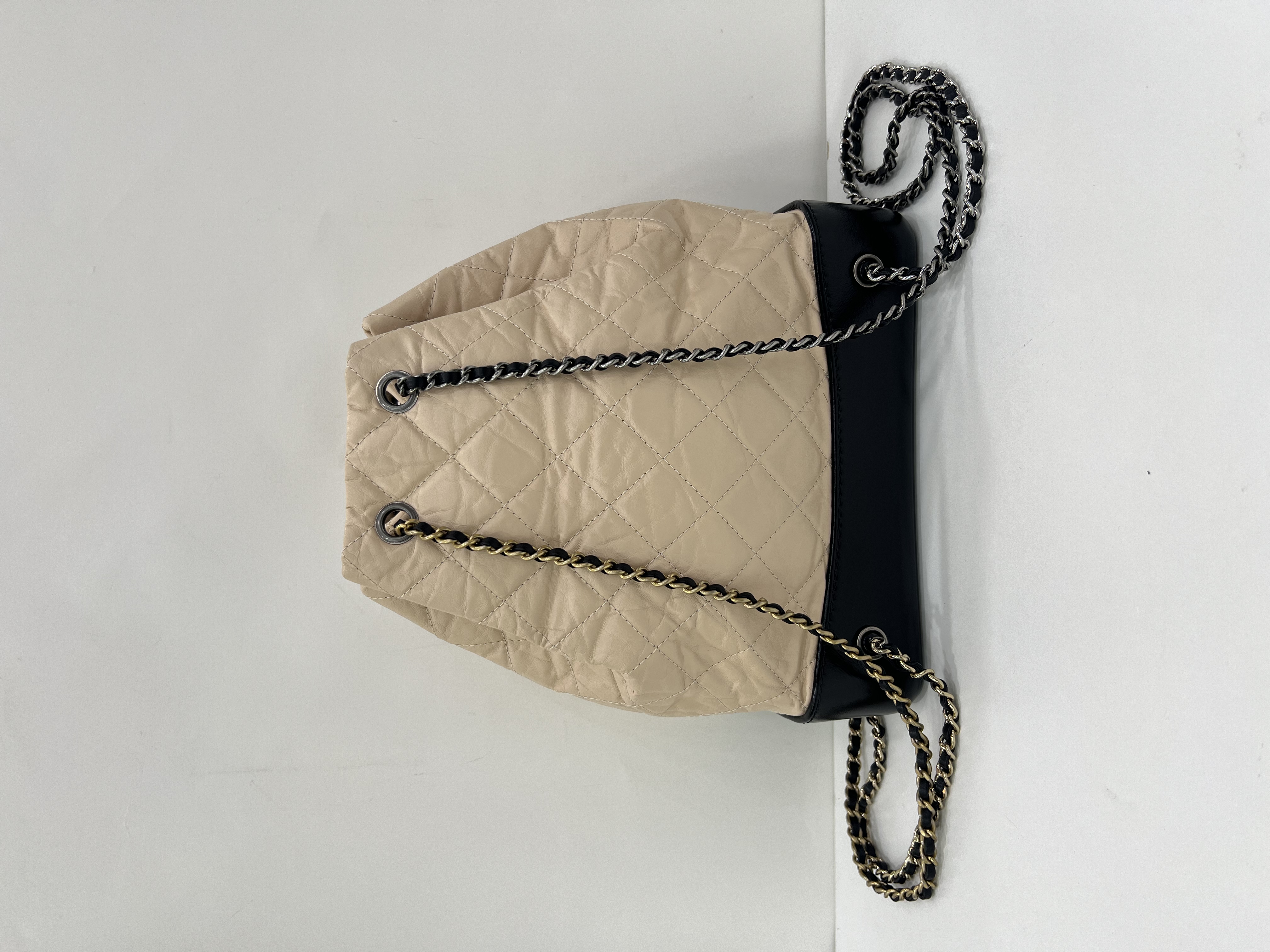 直播貨品 |  [1個-$100 2個-$300］E10