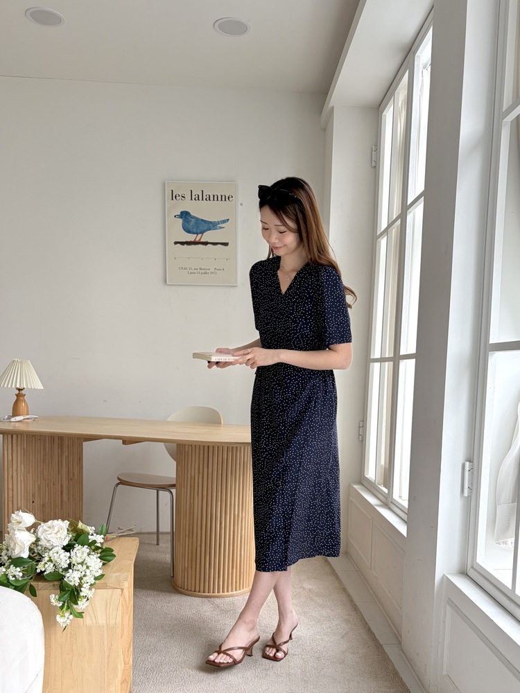 [限量!!] Isa Dotted Wrap Dress