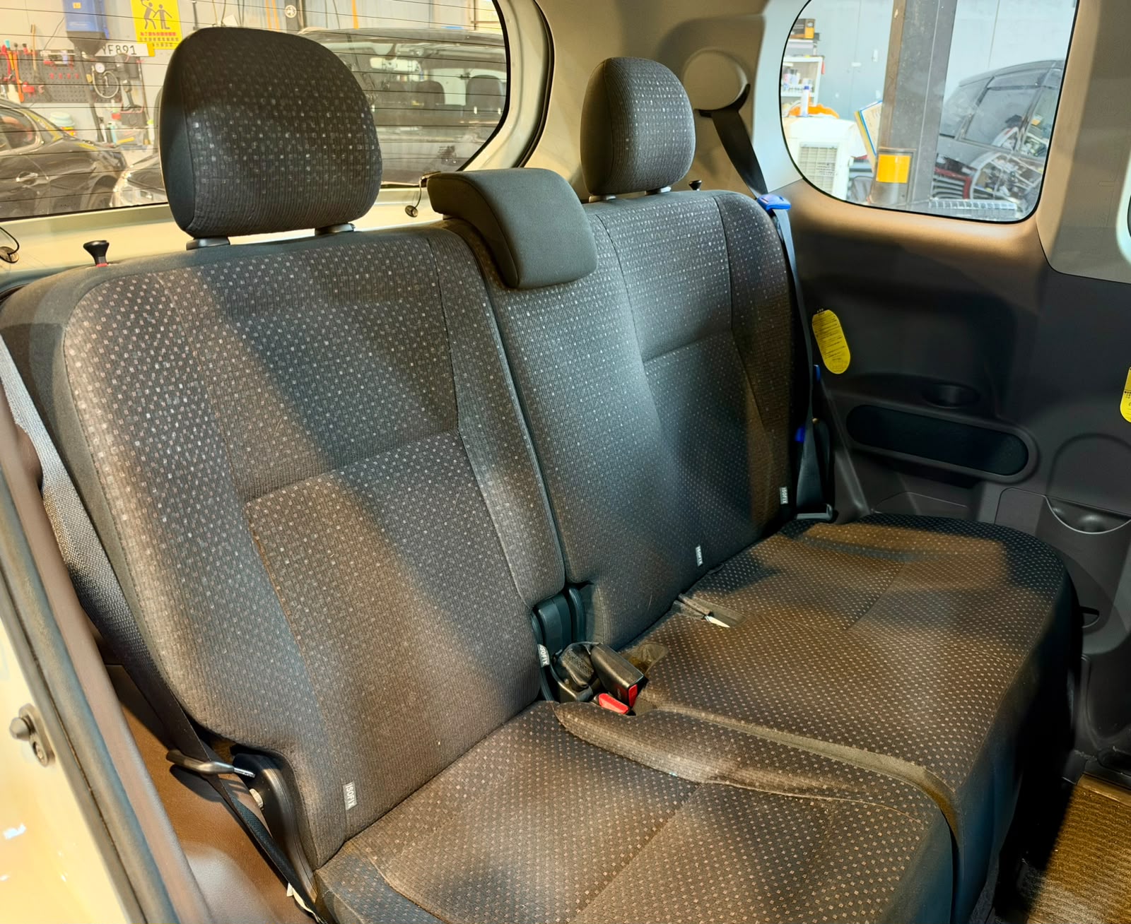 Toyota SPADE 1.5 2012