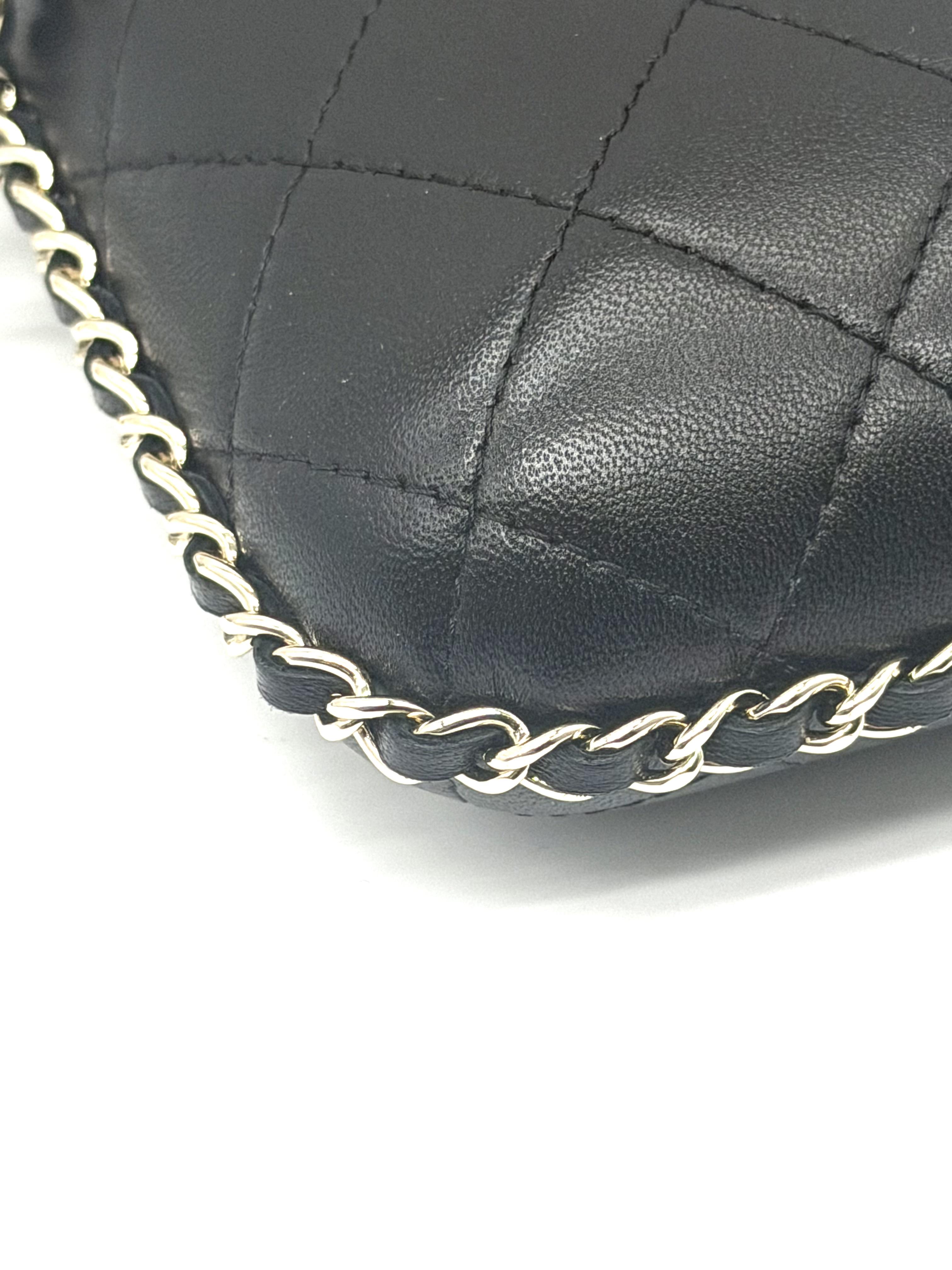 Pre-Owned CHANEL Chain Around Phone Holder / Product Code: 26042202