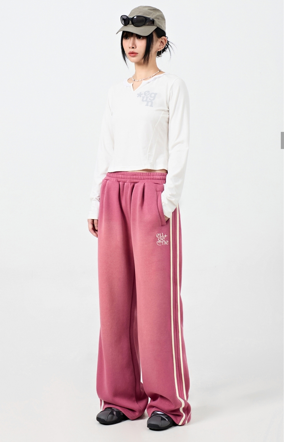 Euggen Washed Semi-Bootcut Track Sweat Pants 