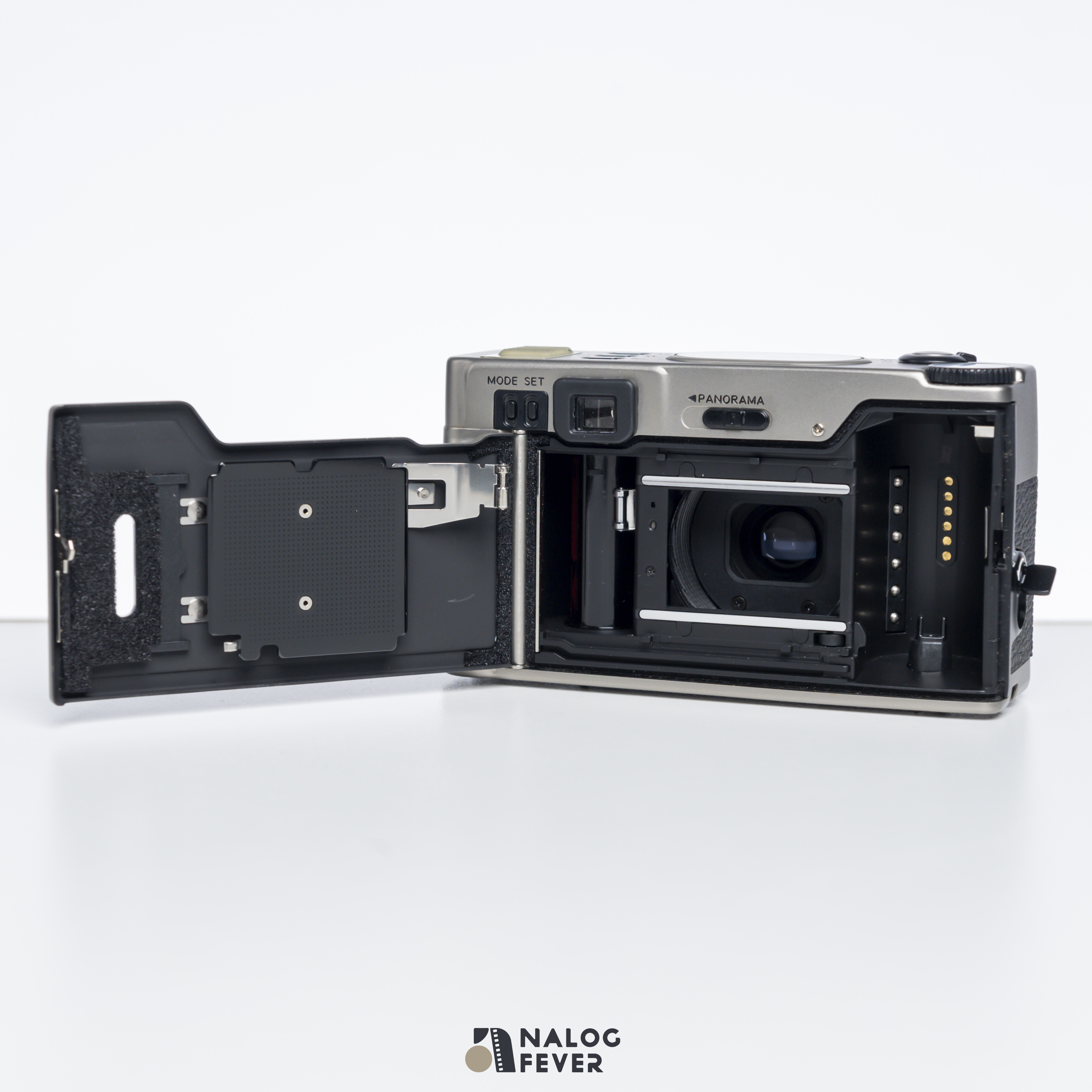 Nikon 35Ti  (原裝手繩, 原裝CS-1100皮套, 送一粒CR123A)