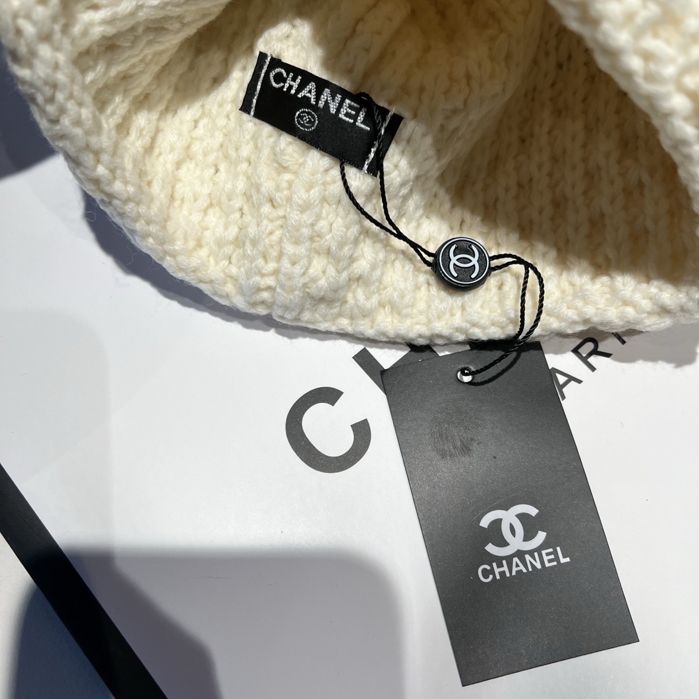 【原單】CHANEL 羊絨針織冷帽