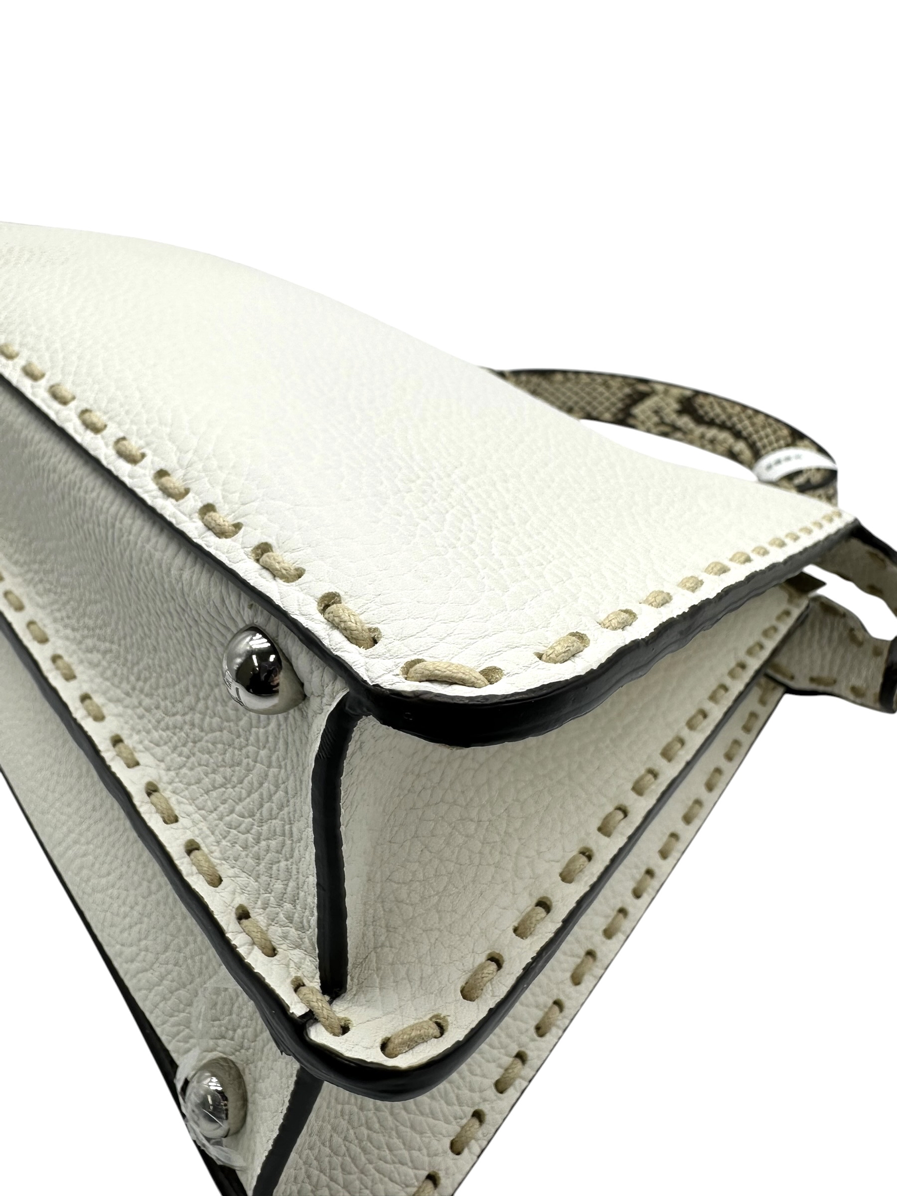 Pre-owned Fendi white Peekkaboo / Product Code: 061802