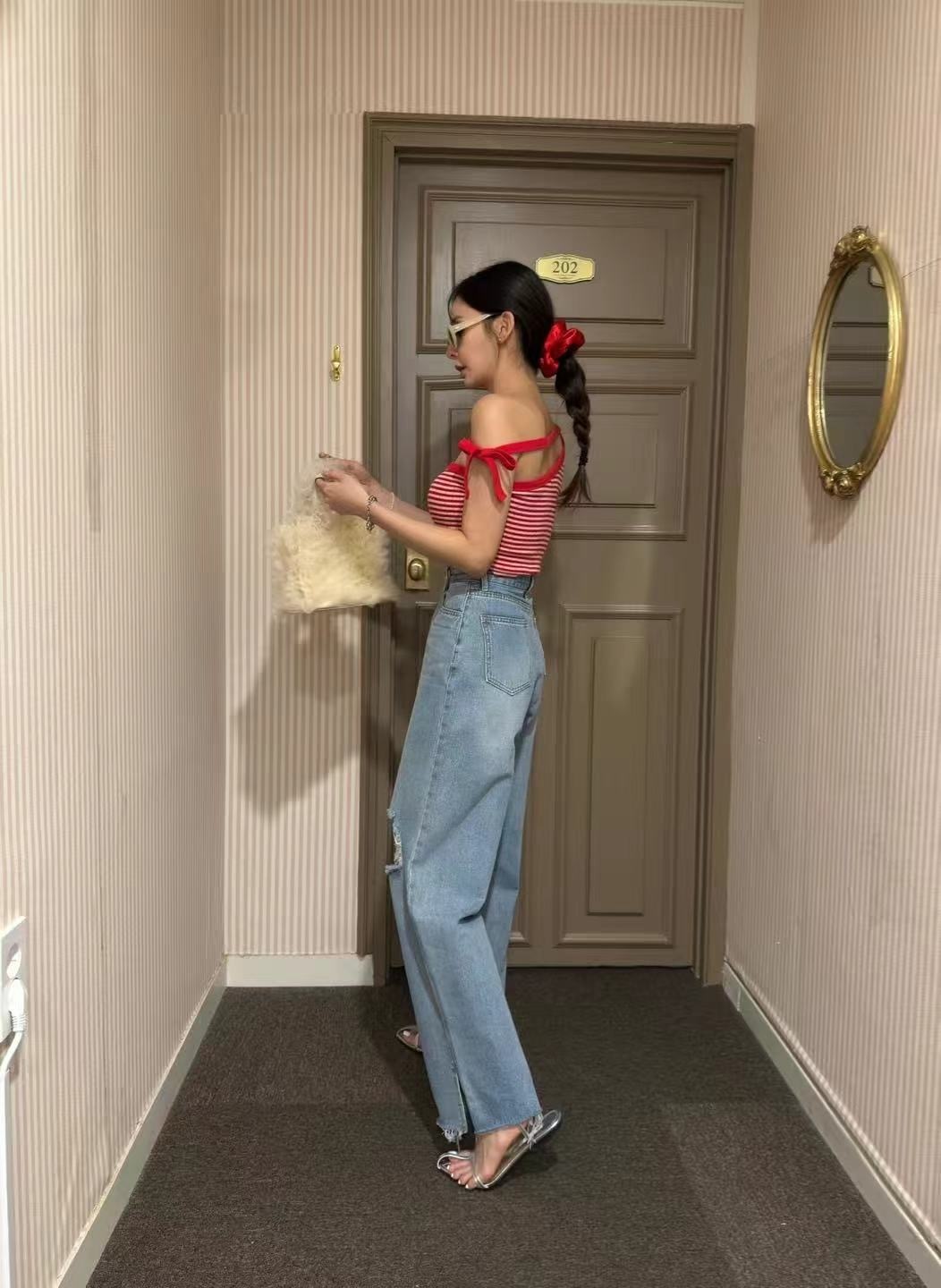 ♥︎ Premium - Denver Casual Friday Ripped Jeans