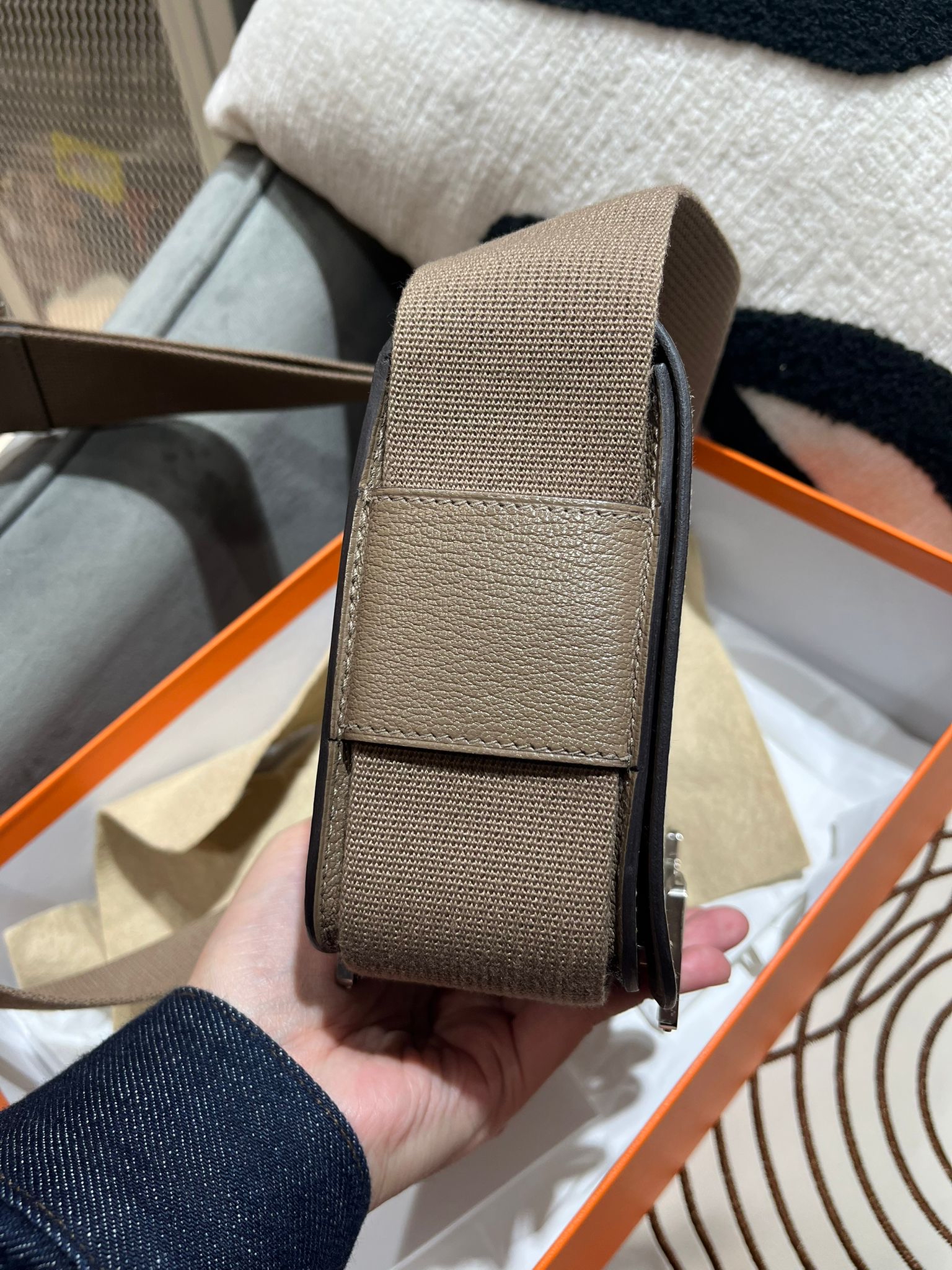 Hermes Geta Stamp B Etoupe 大象灰銀扣 100%Authentic, 98%New ✅Dust bag ✅Box