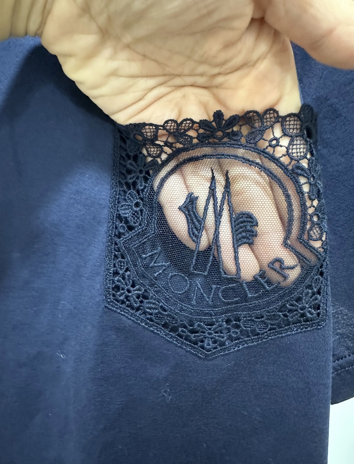 Moncler Lace pocket 深藍色Tee