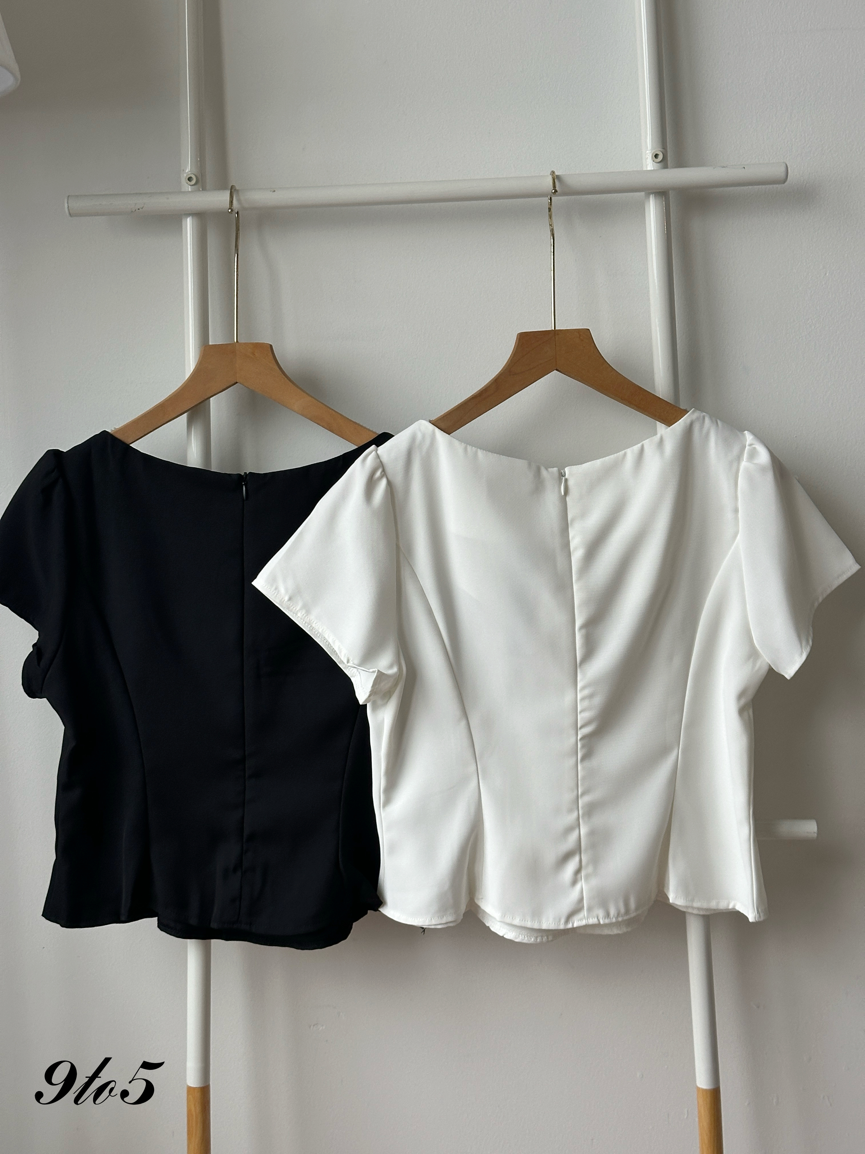 T4403 Puff Sleeve Blouse - 3 Colors 