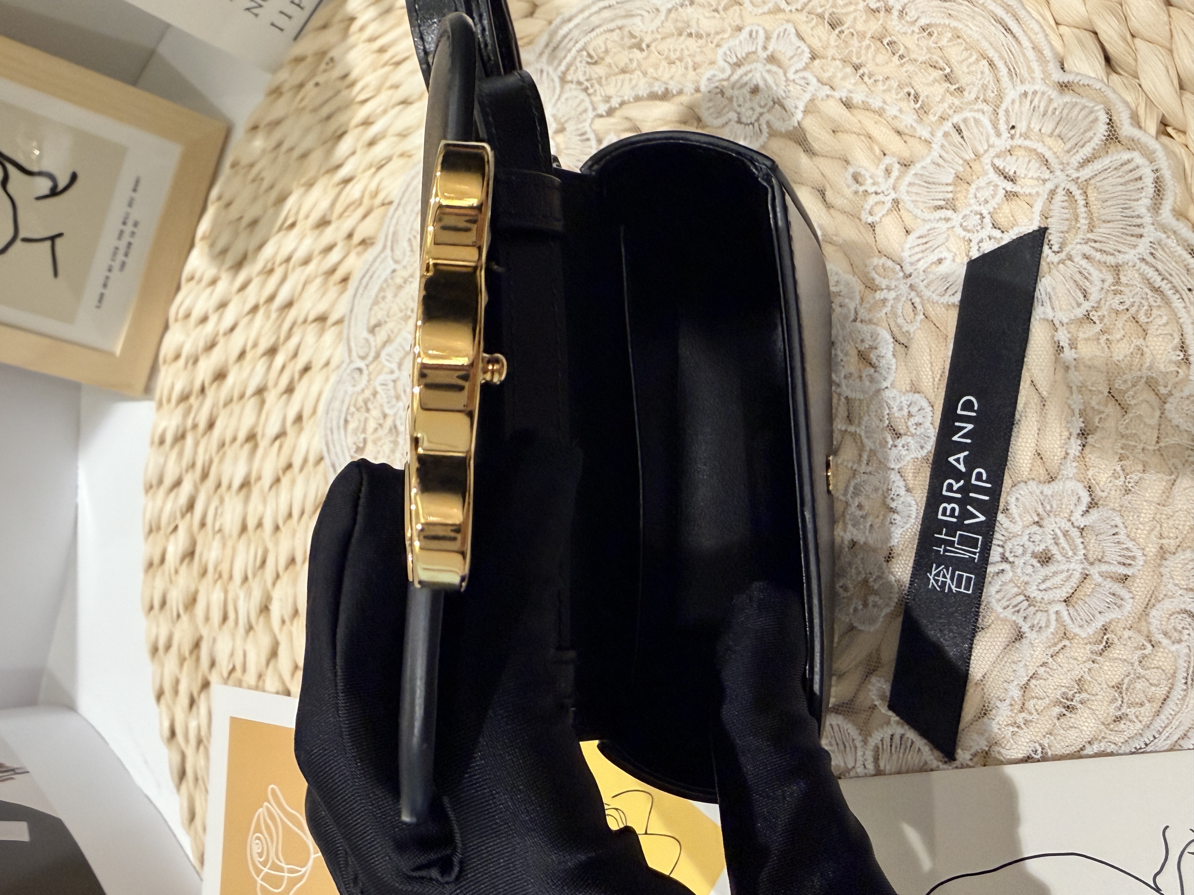 Celine Triomphe mini 牛皮手袋