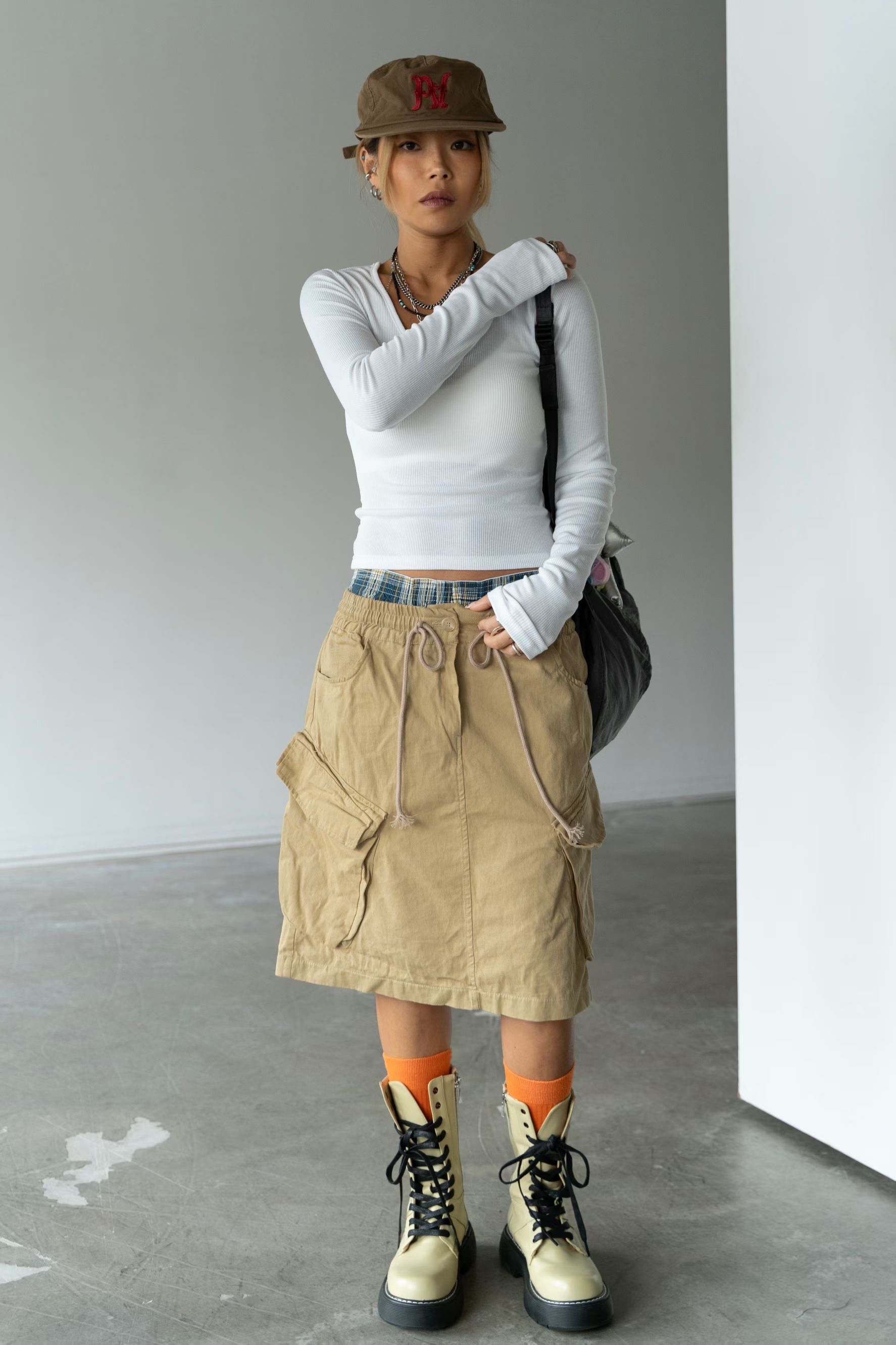 橡筋腰斜布工裝短裙