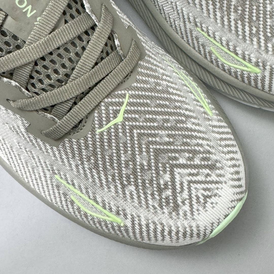 HOKA ONE ONE Clifton 9