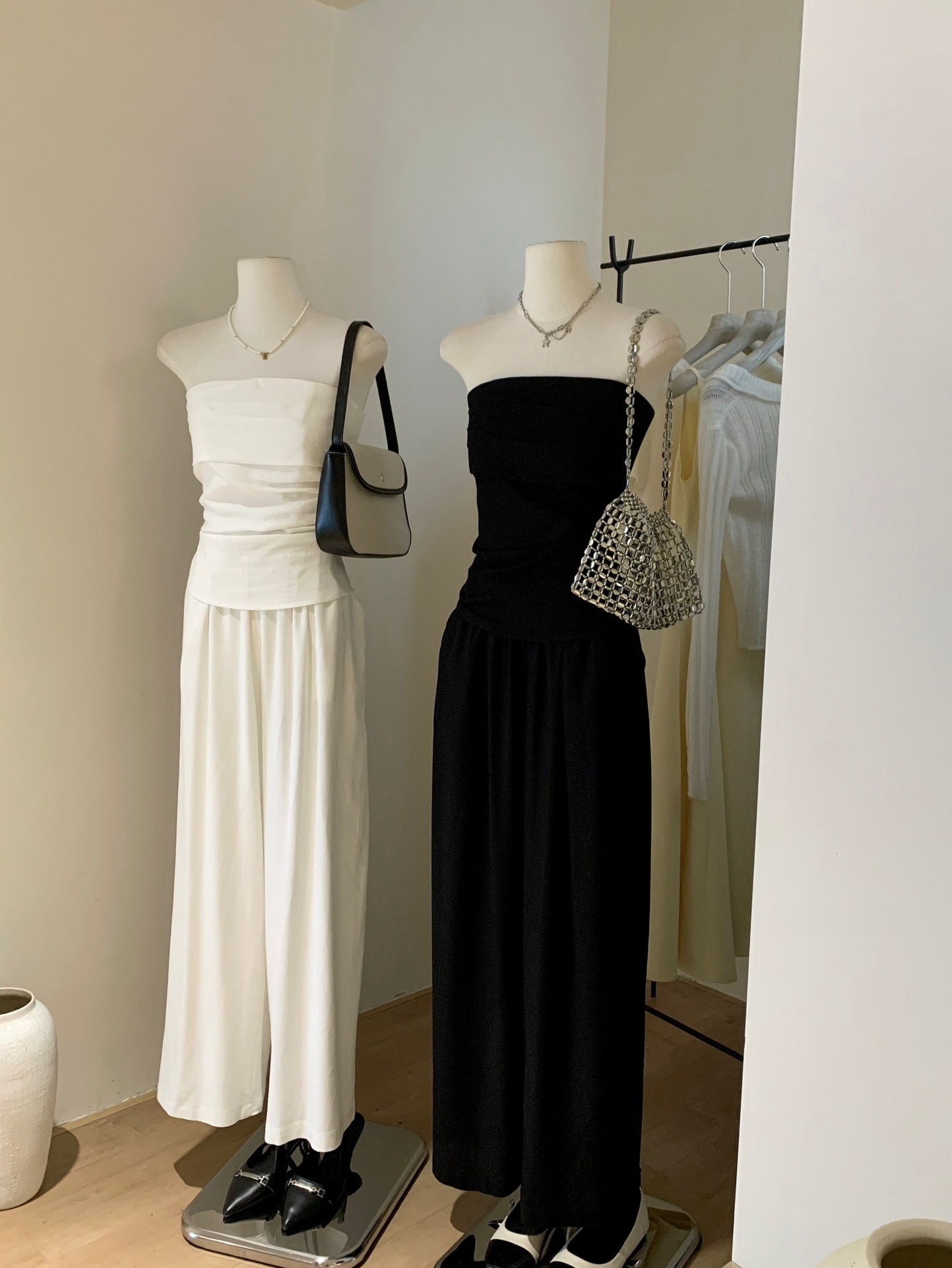 Luna Linen Tube Top +Trouser Sets 亚麻抹胸上衣 + 直筒阔腿裤两件套( 2 colours )