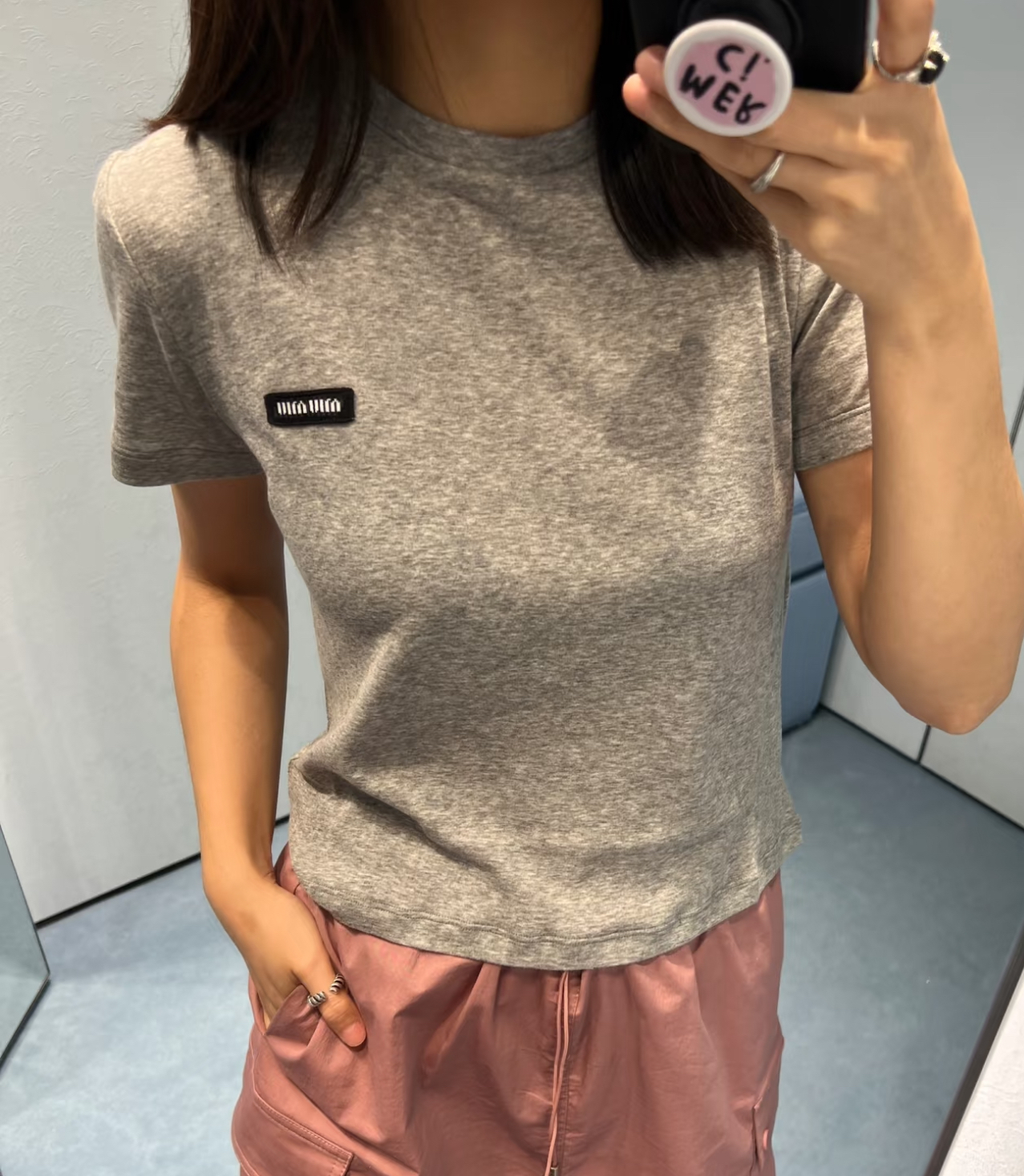 訂貨📮MIUMIU 新款 超百搭 貼身灰色Tee Size XS/S/M