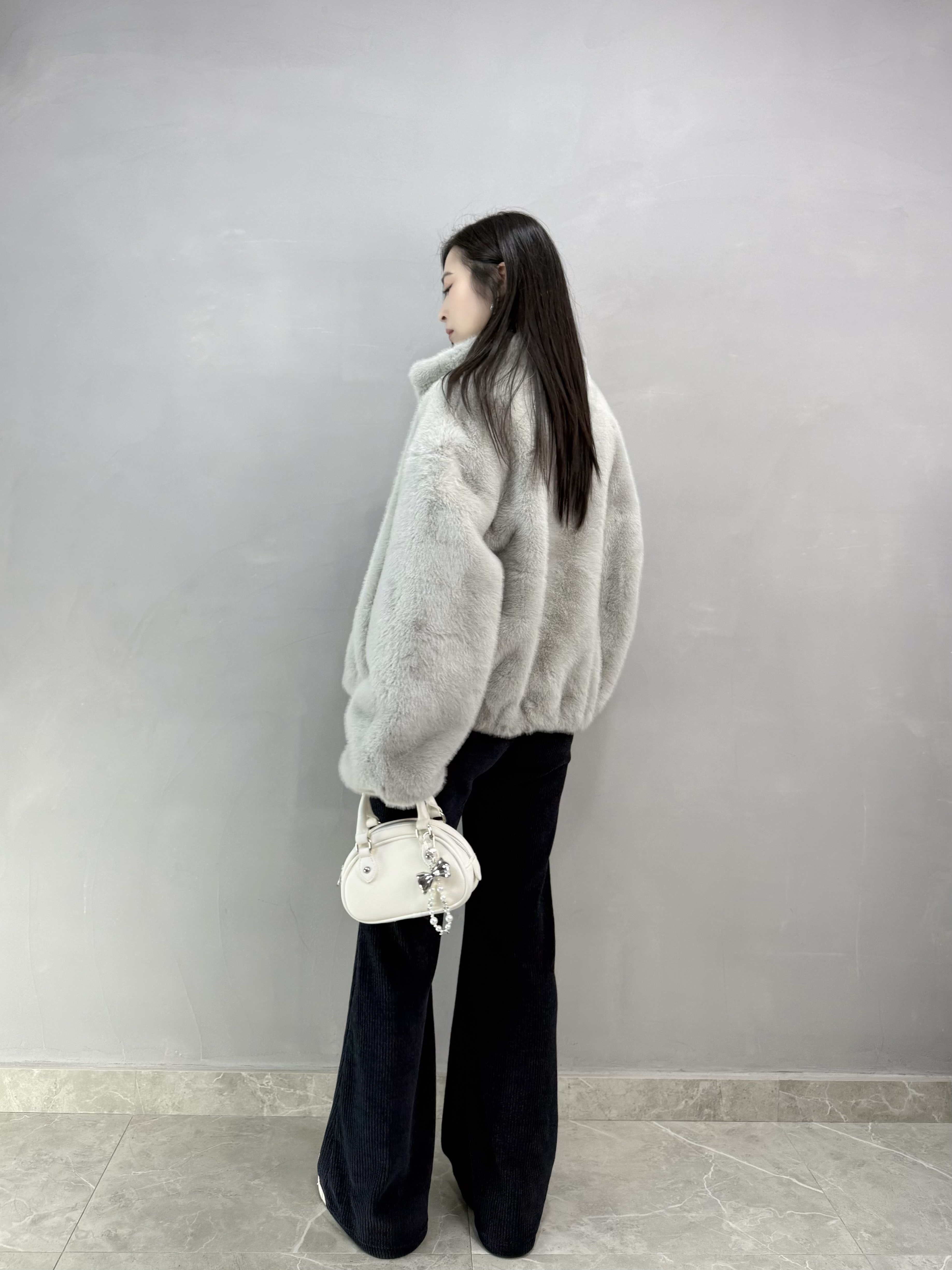 F61 燈芯絨瘦瘦褲