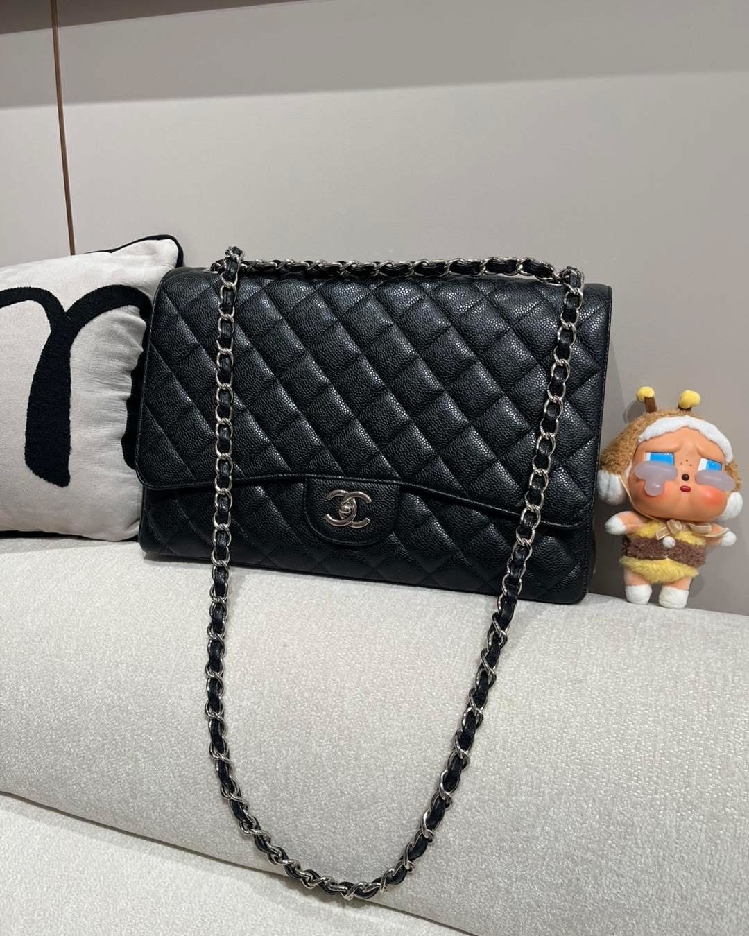 Chanel Maxi jumbo single flap 33cm黑色荔枝牛皮,100%Authentic ,98%new ✅13card✅dust bag ✅box 