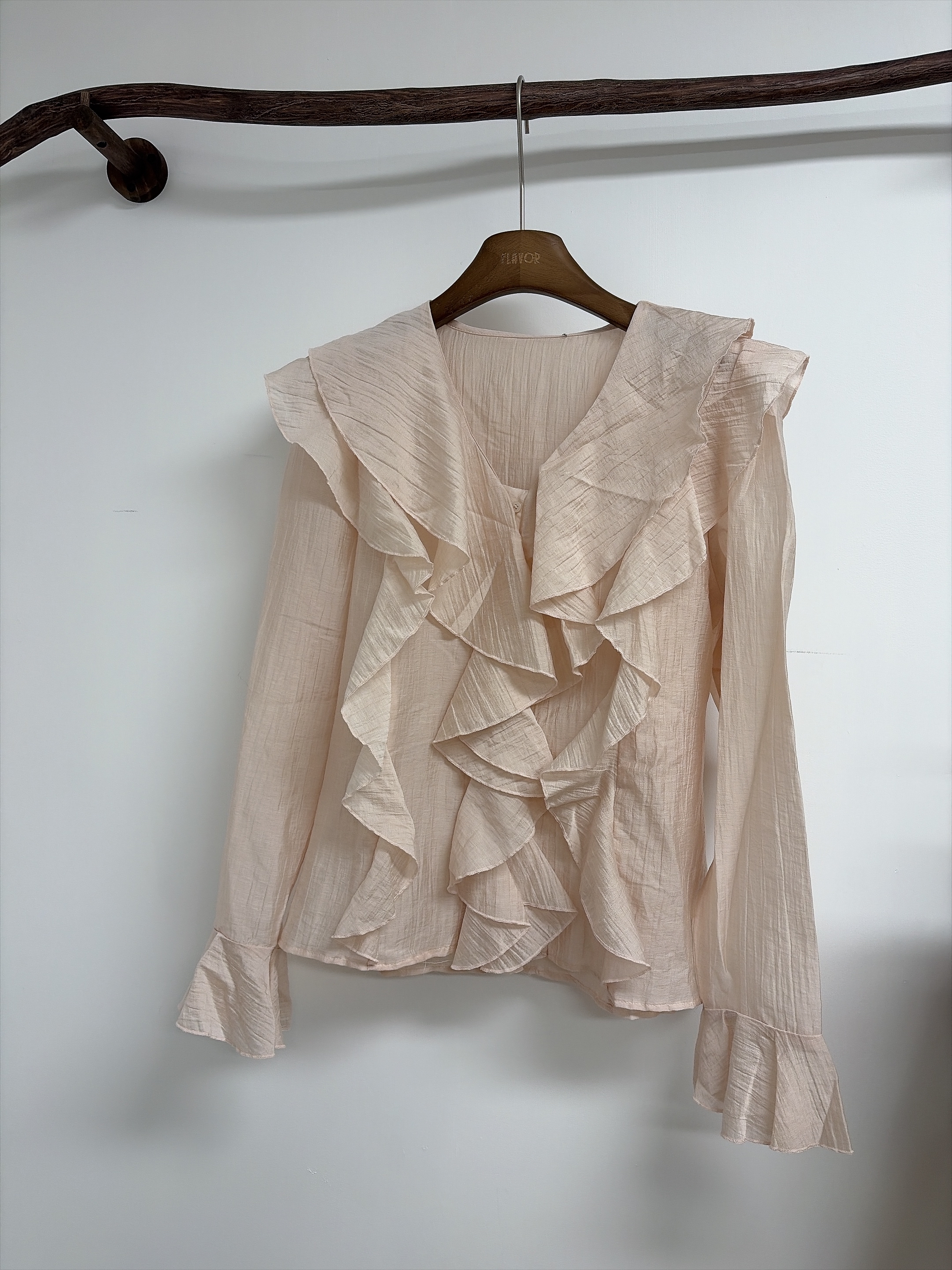 粉紅色Ruffles blouse 