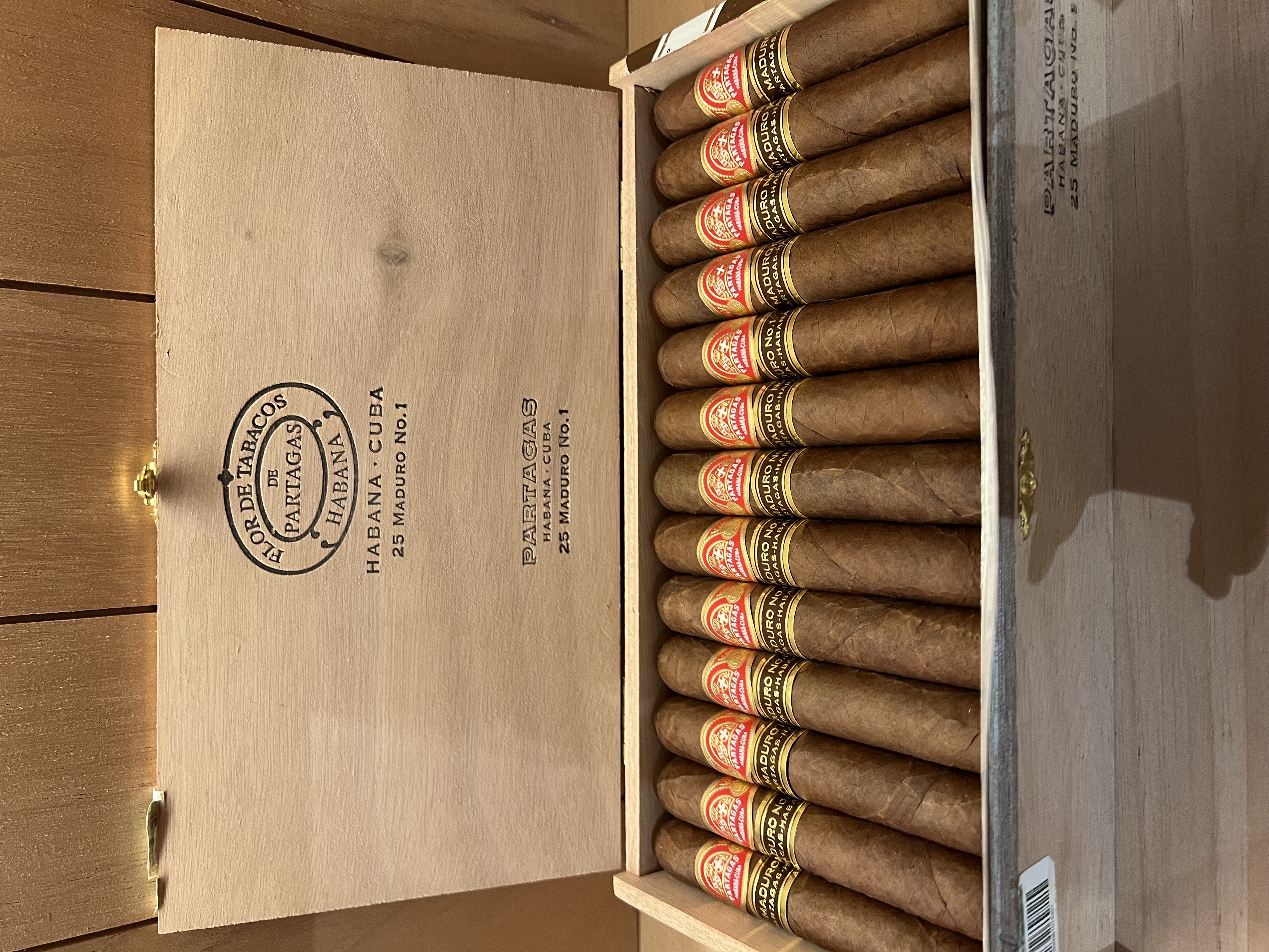 PARTAGAS SERIE帕特加斯馬杜羅1號 （25支）