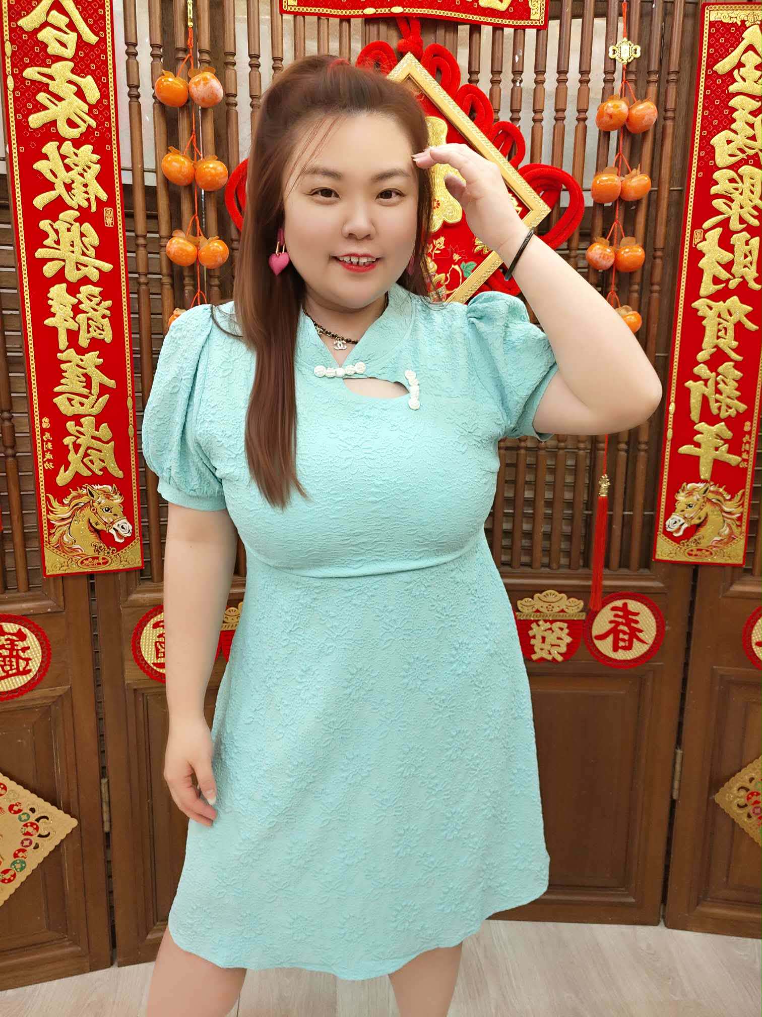 NJD01 EE1967 立体花纹盘扣设计连衣裙