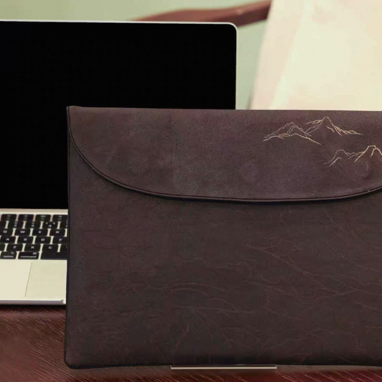 清禾宮 - 刺繡電腦包(15”)